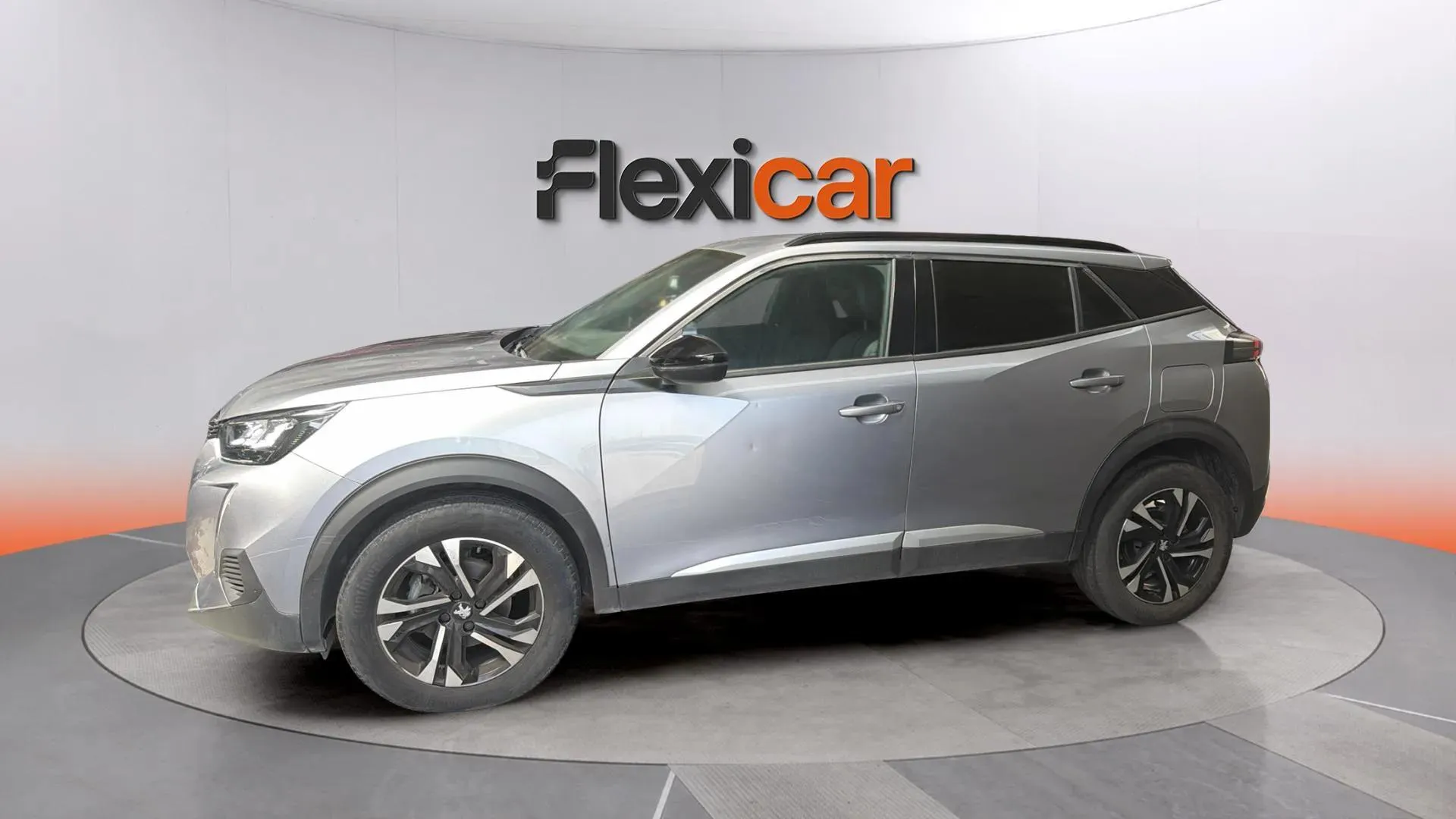 Peugeot 2008 Allure PureTech 100 - foto 10