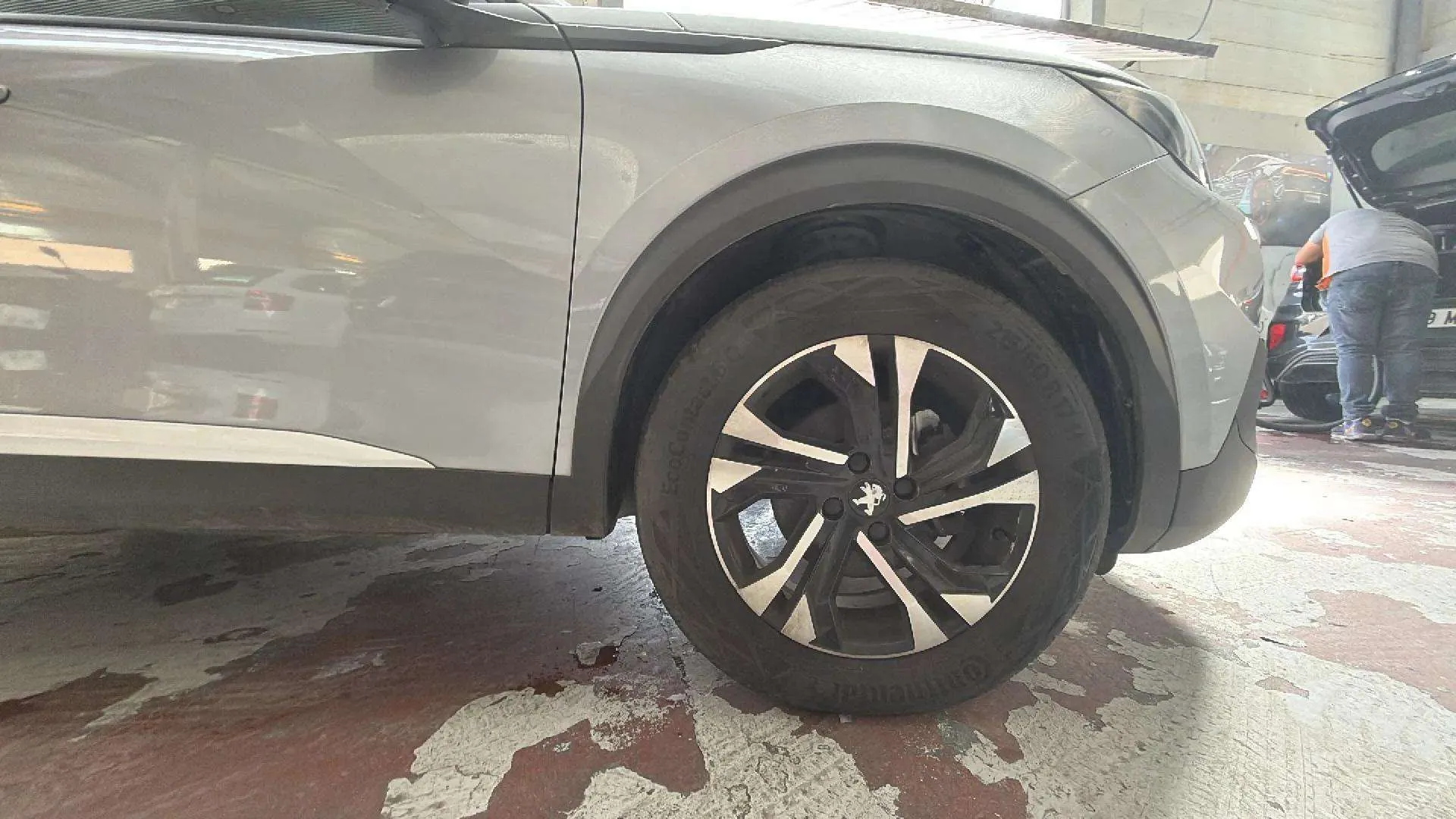 Peugeot 2008 Allure PureTech 100 - foto 14