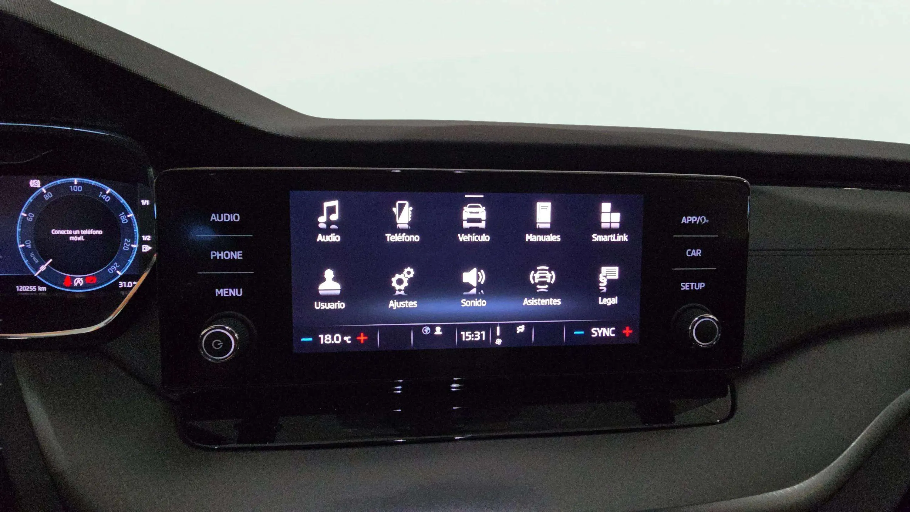 Škoda Octavia 1.0 TSI DSG mHEV Ambition - foto 23