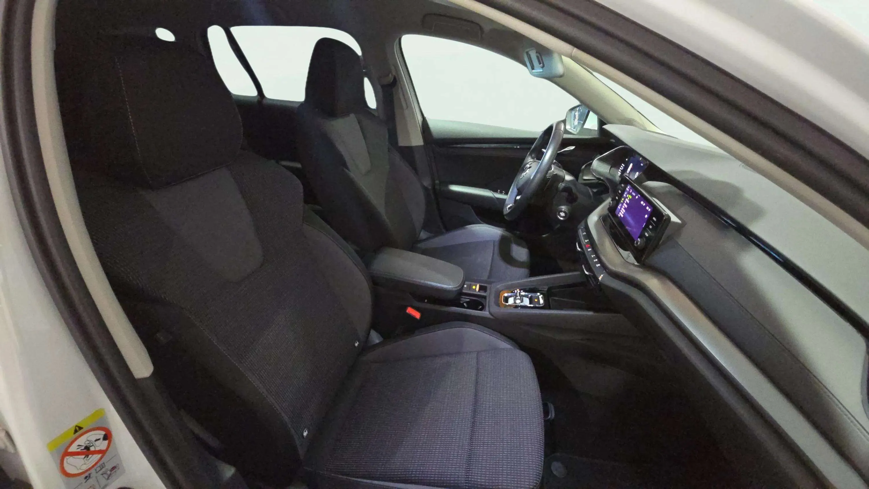 Škoda Octavia 1.0 TSI DSG mHEV Ambition - foto 15