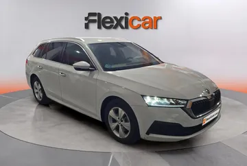 skoda octavia 10 tsi 81kw110cv dsg mhev ambition hibrido no enchufable automatica getafe fuenlabrada 903000000260158