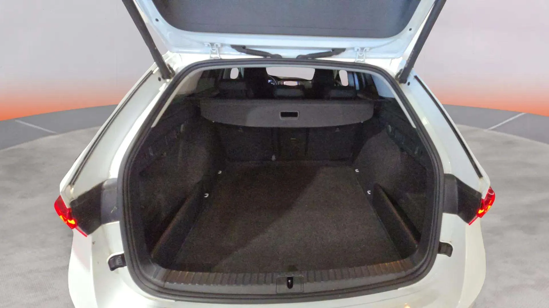 Škoda Octavia 1.0 TSI DSG mHEV Ambition - foto 10