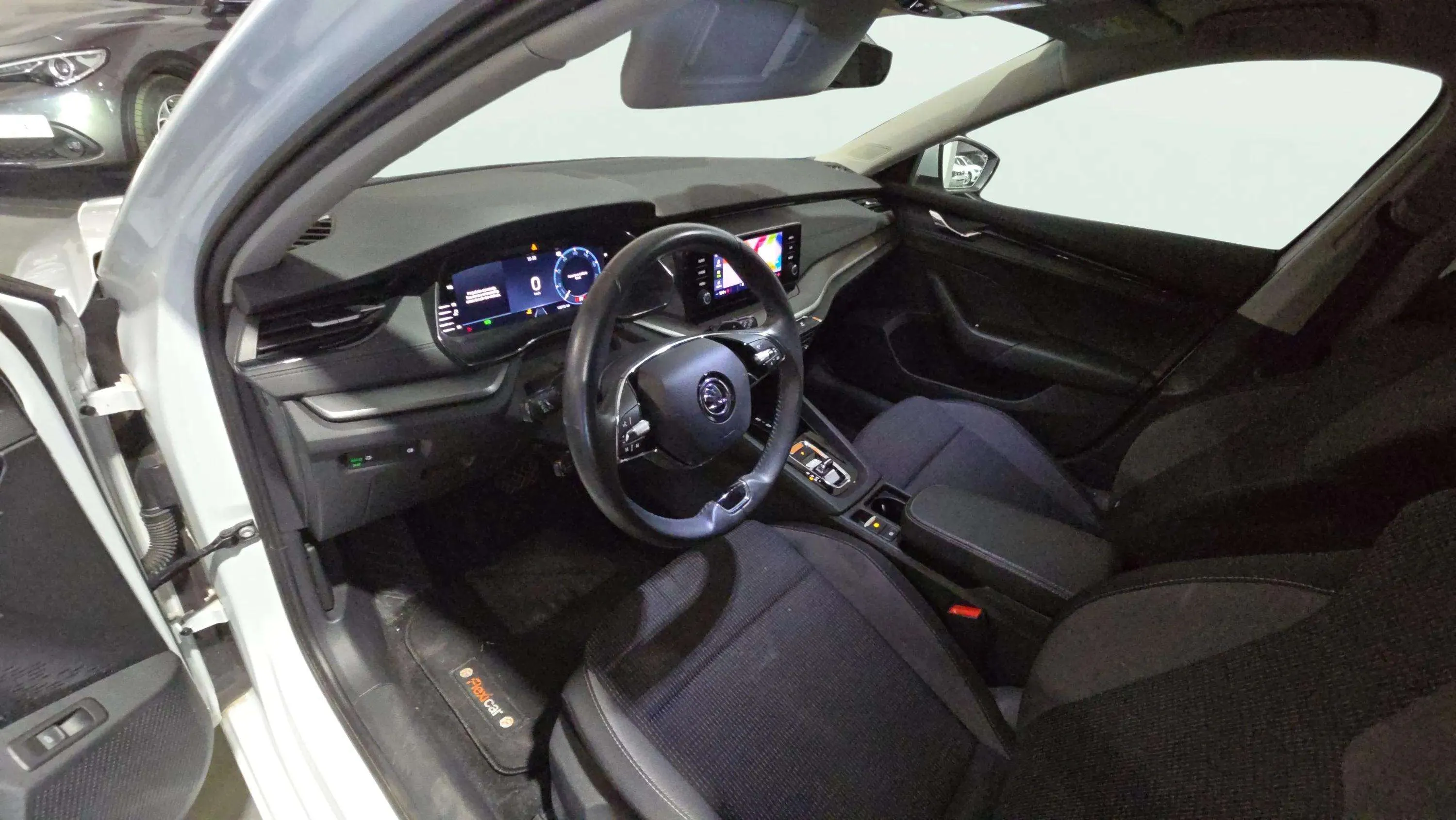Škoda Octavia 1.0 TSI DSG mHEV Ambition - foto 11