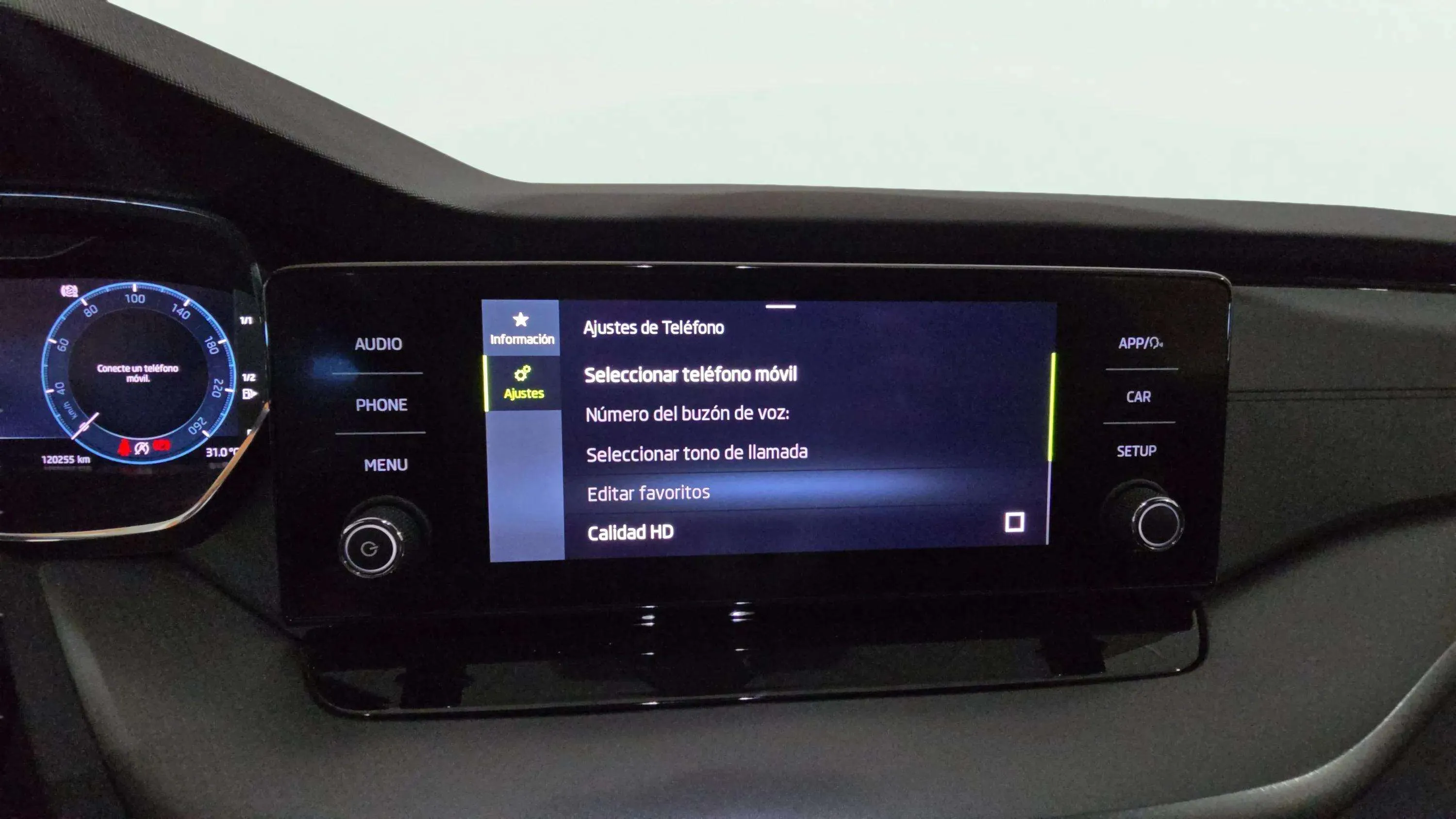 Škoda Octavia 1.0 TSI DSG mHEV Ambition - foto 22