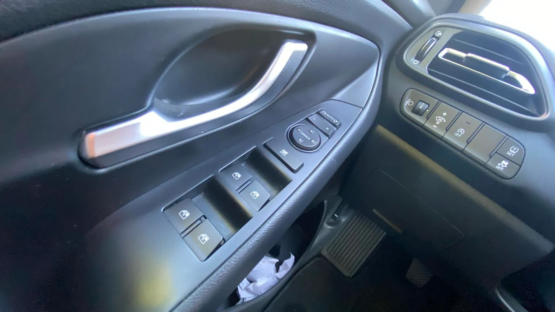 Hyundai i30 1.0 T-GDi Klass Fastback - foto 19