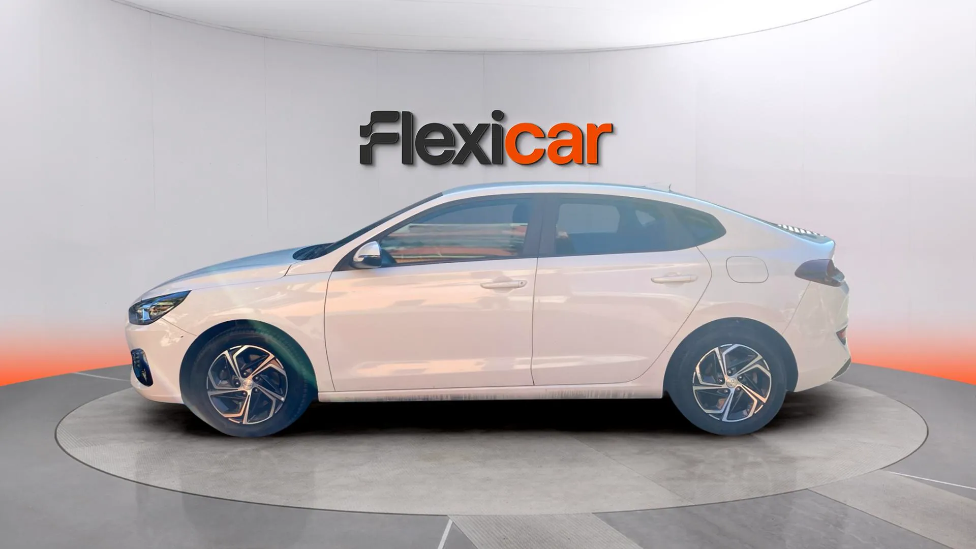 Hyundai i30 1.0 T-GDi Klass Fastback - foto 7