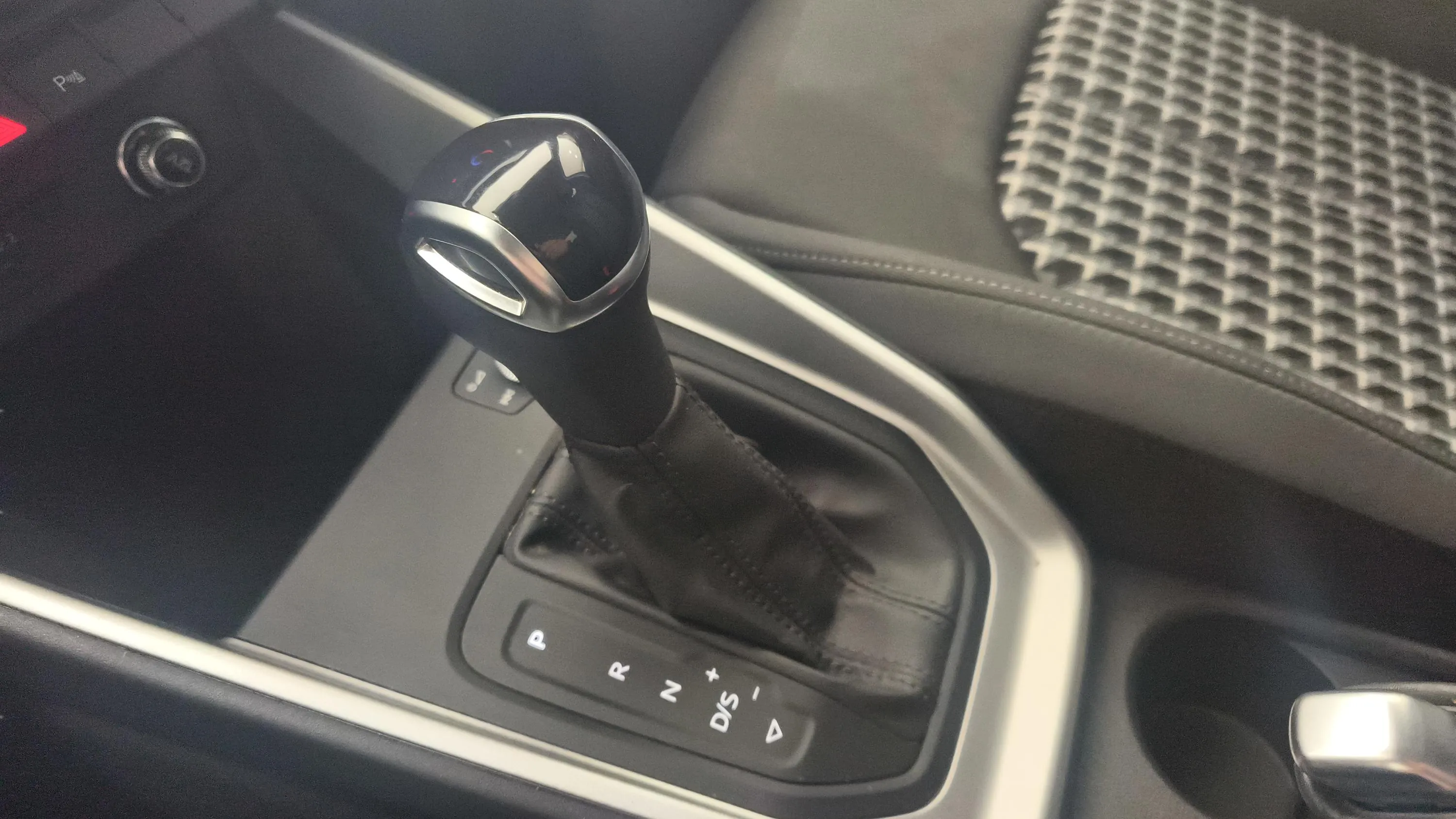 Audi A1 Sportback S line 30 TFSI S tronic - foto 17
