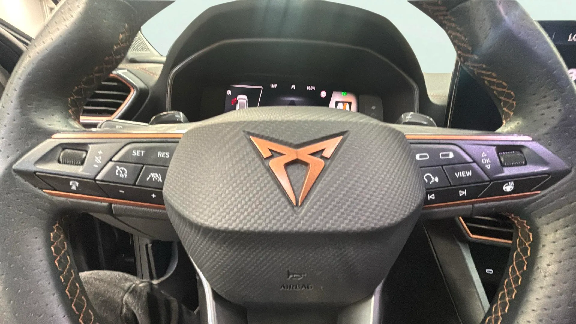 Cupra Formentor 1.5 TSI DSG - foto 12