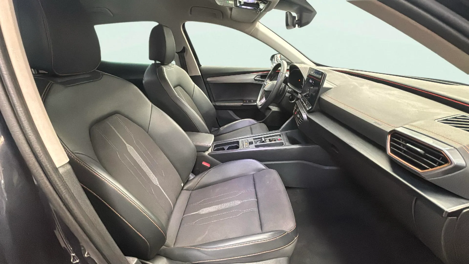Cupra Formentor 1.5 TSI DSG - foto 14