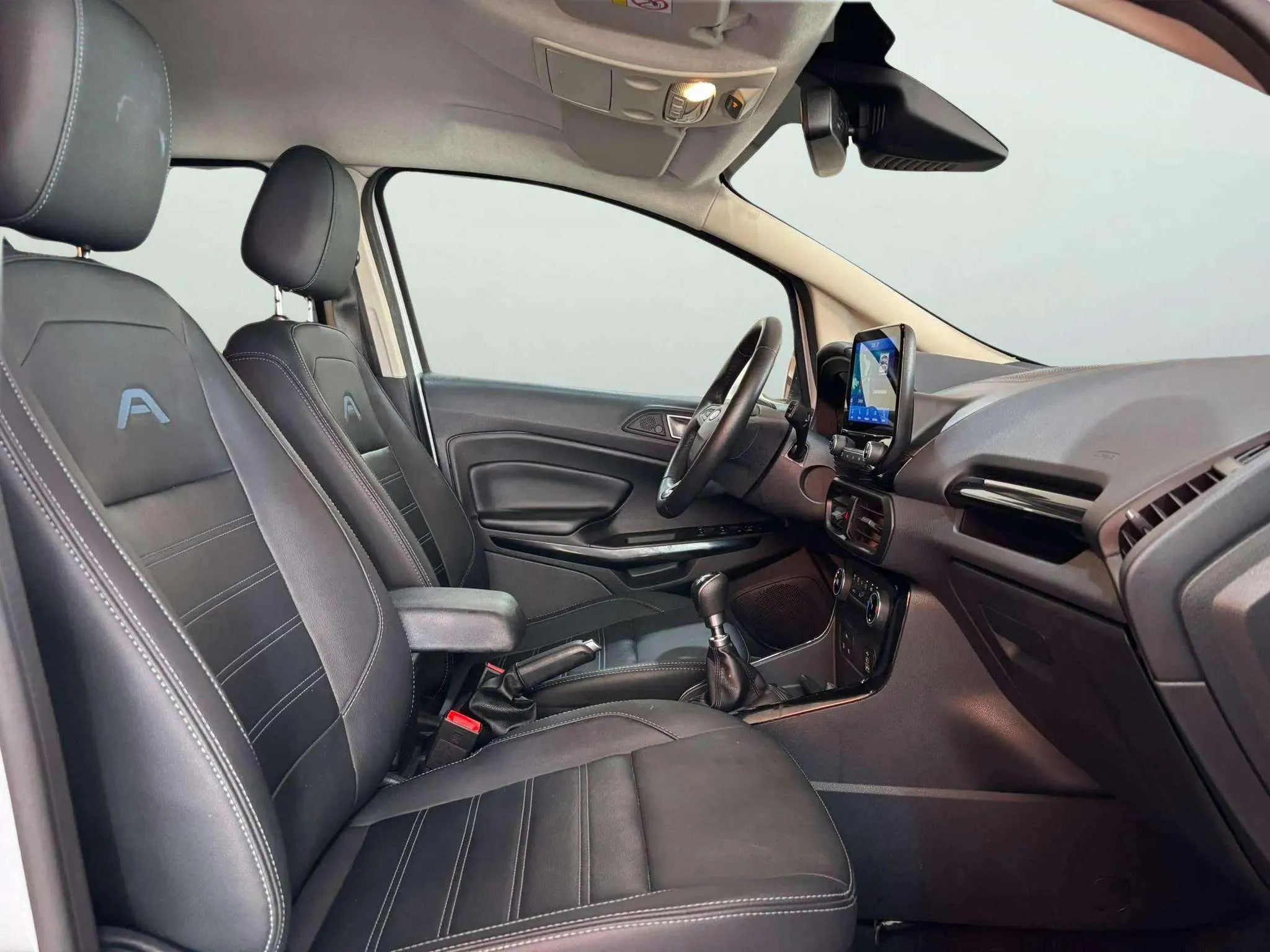 Ford EcoSport 1.0T EcoBoost Active - foto 7