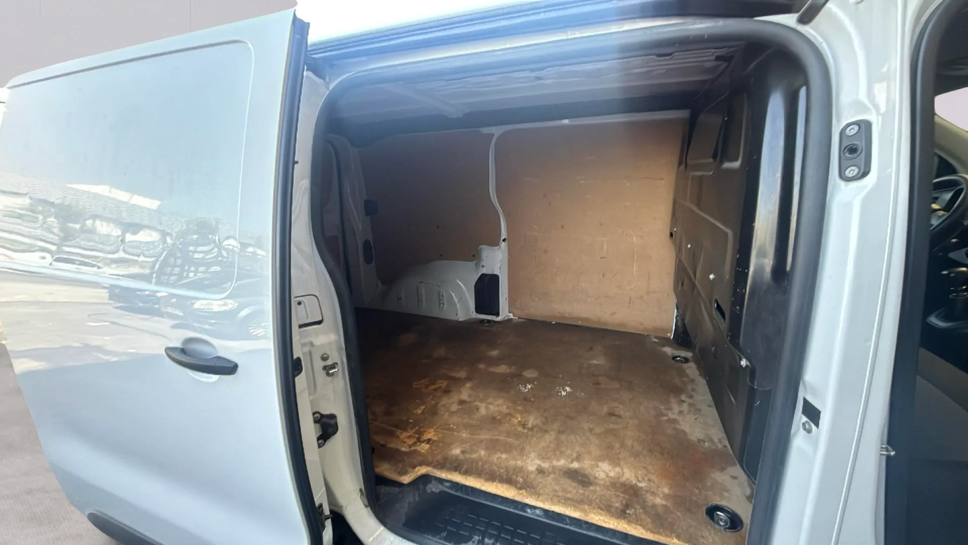 Peugeot Expert Furgon BlueHDi 100 Standard - foto 15