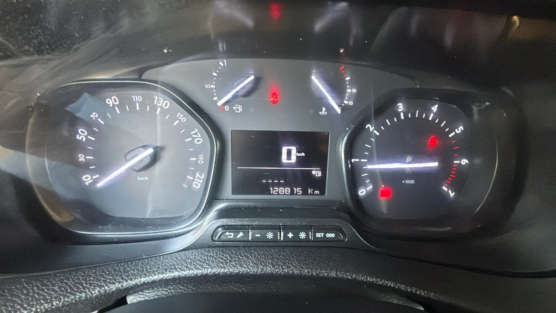Peugeot Expert Furgon BlueHDi 100 Standard - foto 12