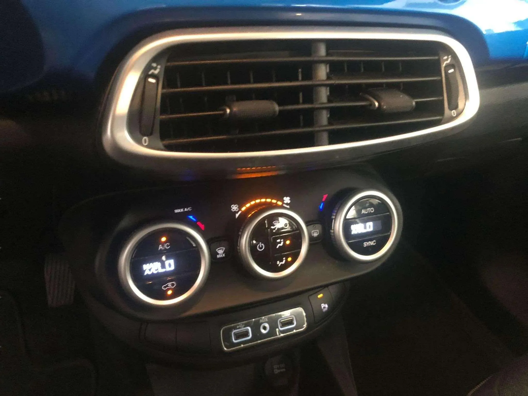 Fiat 500X City Cross 1,0 GSE T3 - foto 8
