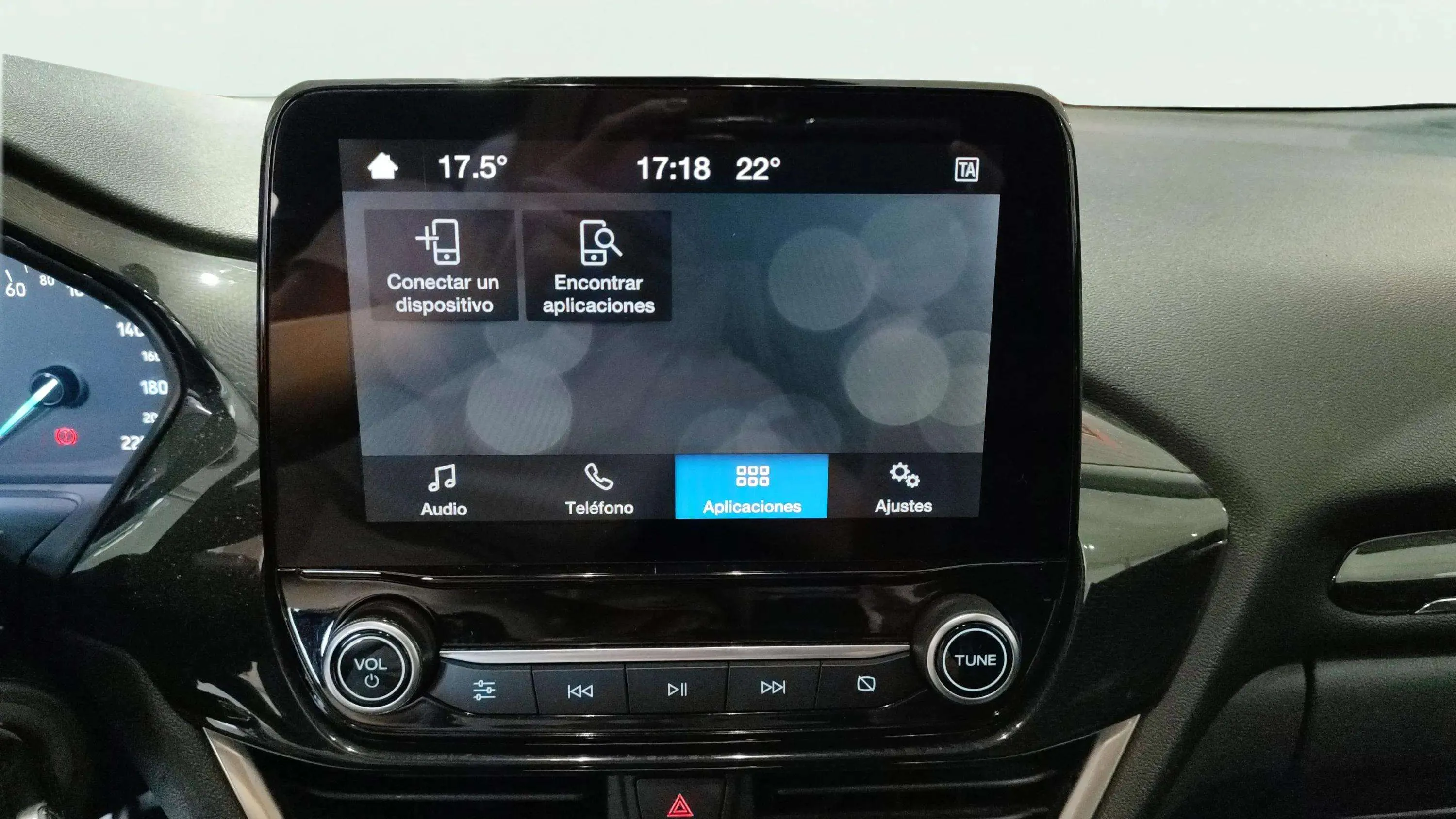 Ford Puma 1.0 EcoBoost Titanium Design MHEV - foto 8