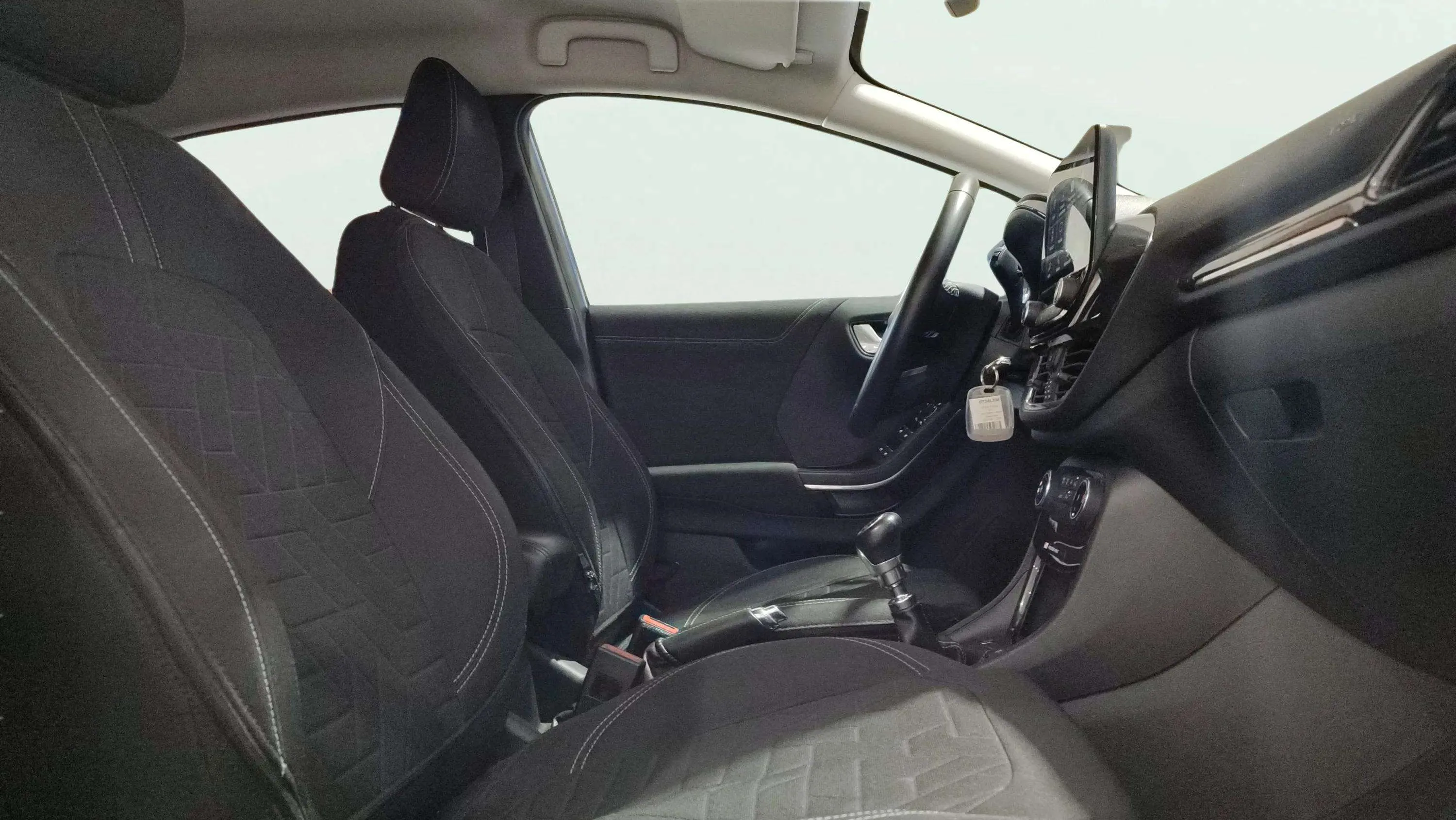 Ford Puma 1.0 EcoBoost Titanium Design MHEV - foto 15