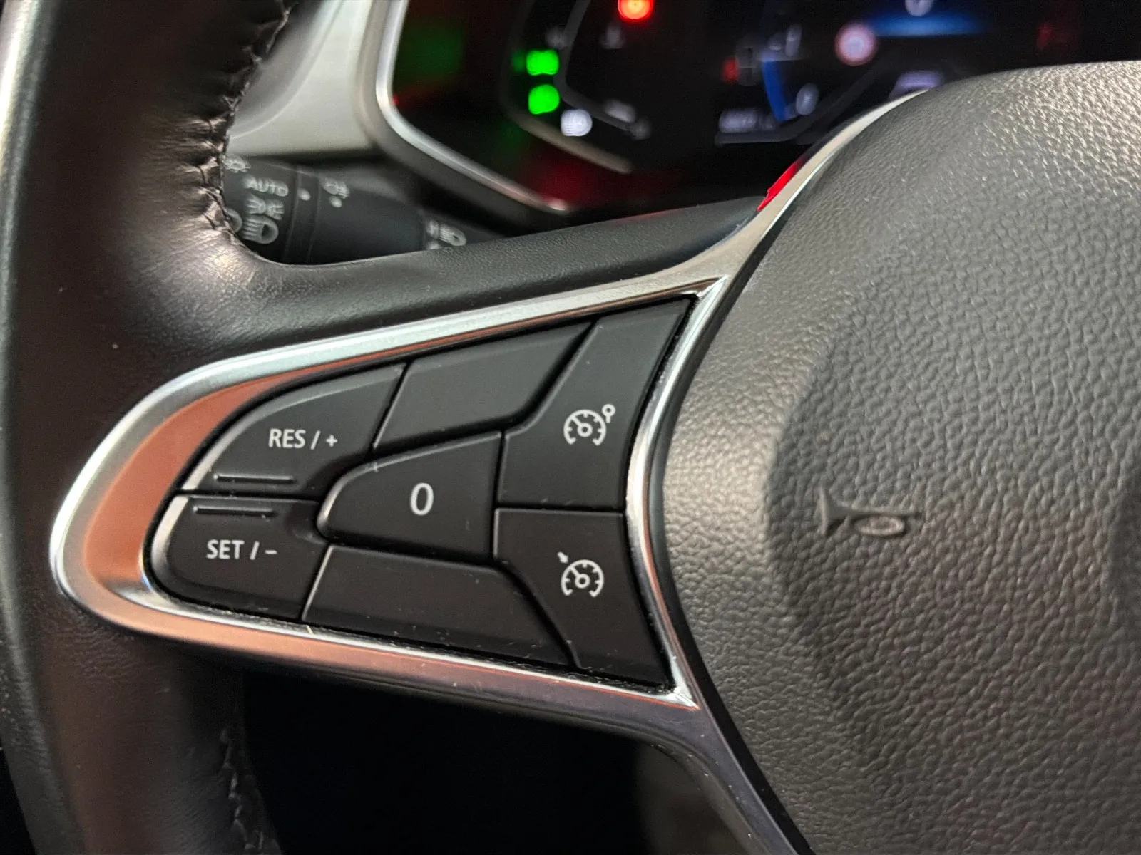 Renault Captur Zen TCe - foto 8