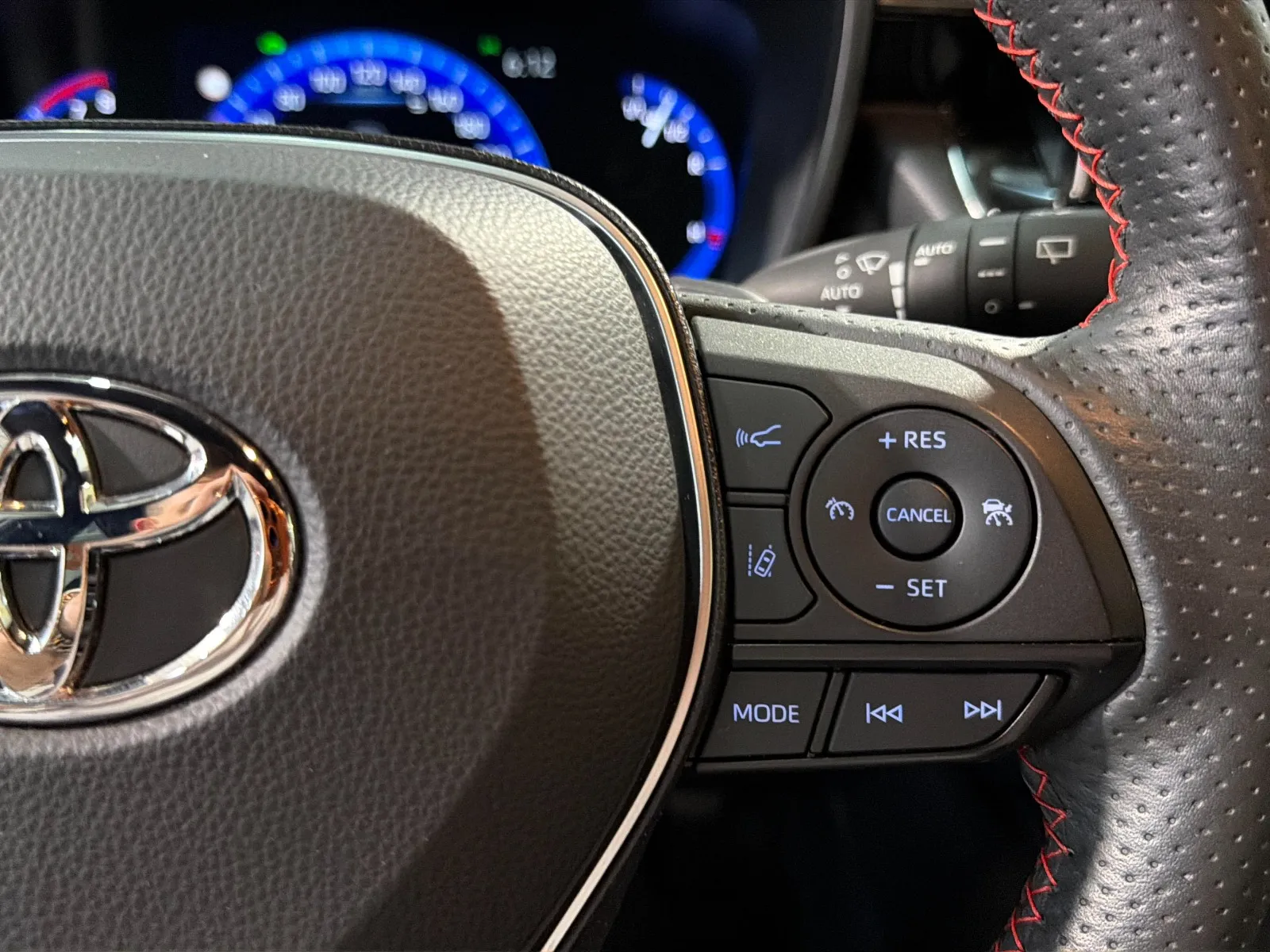 Toyota Corolla 2.0 180H GR-Sport E-CVT - foto 9