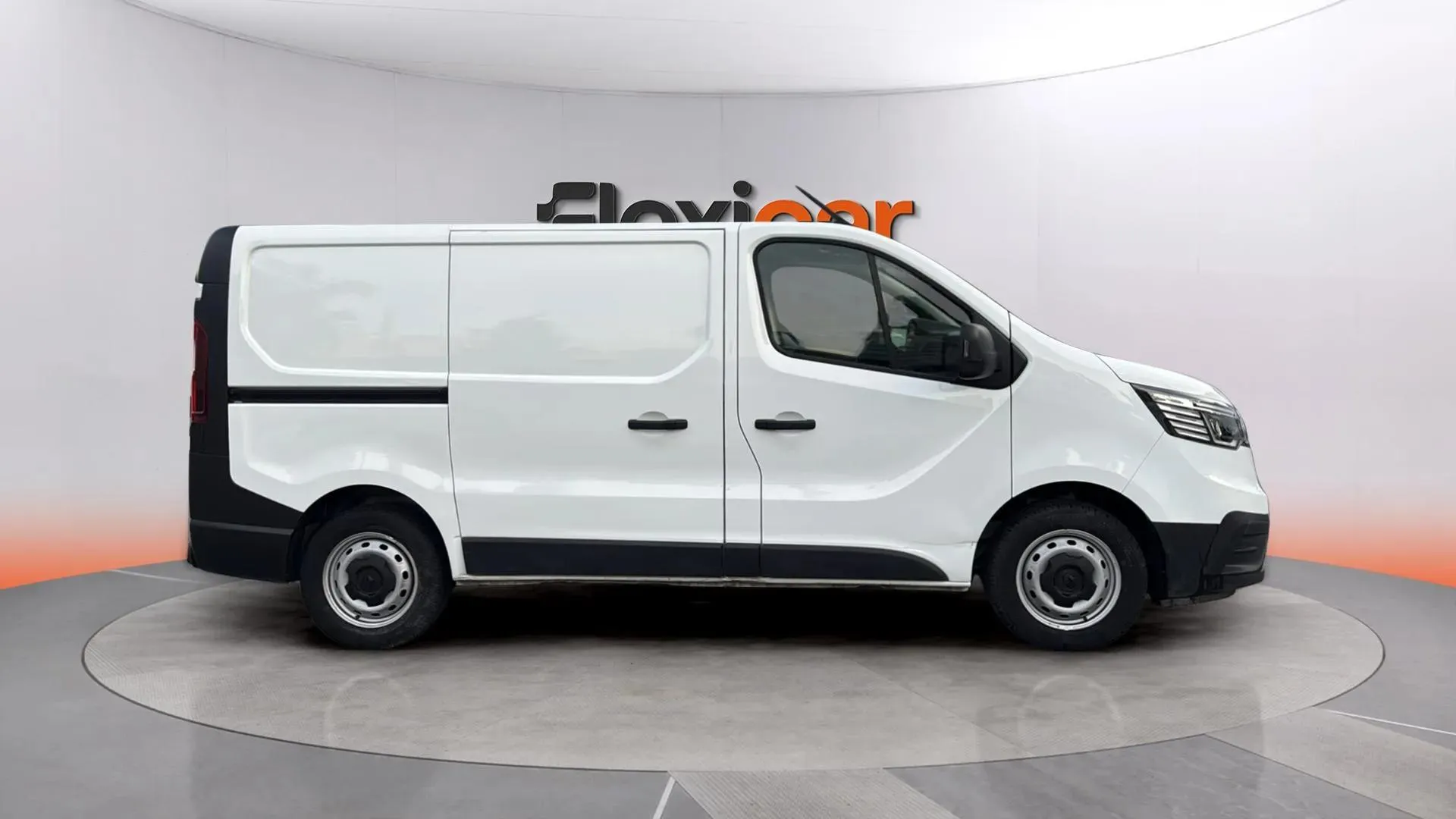 Renault Trafic Furgón L1H1 Blue dCi CUA - foto 4