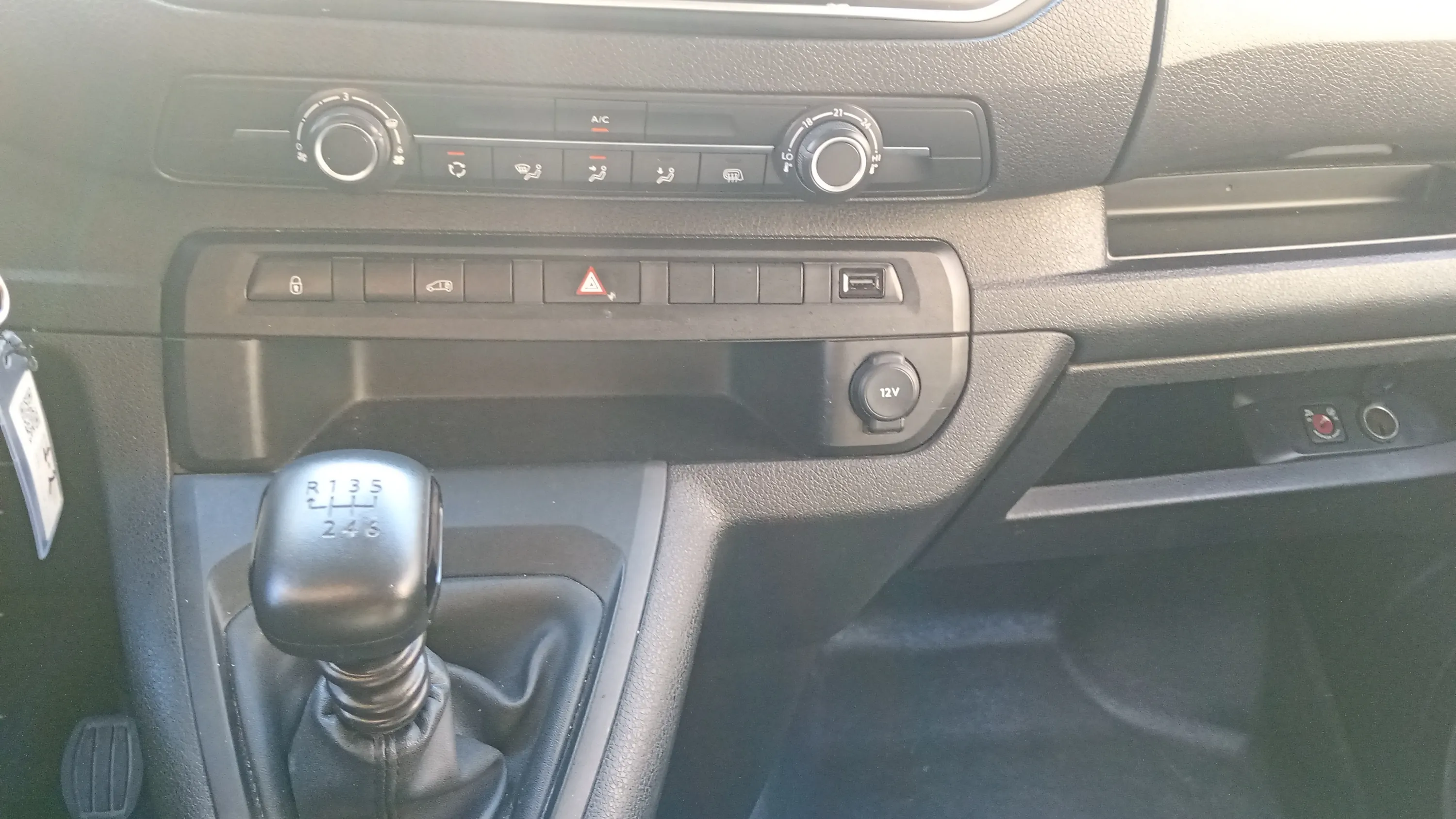 Opel Vivaro 1.5 BlueHDi L Inc. - foto 9