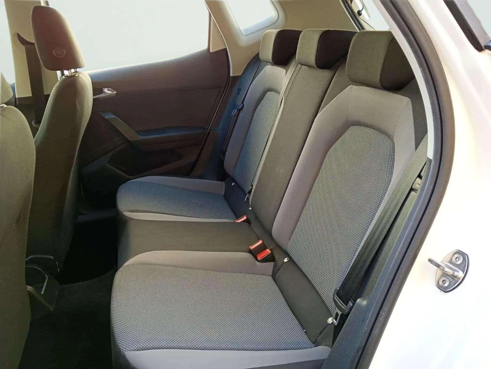 SEAT Arona 1.0 TSI Xcellence Ecomotive - foto 12