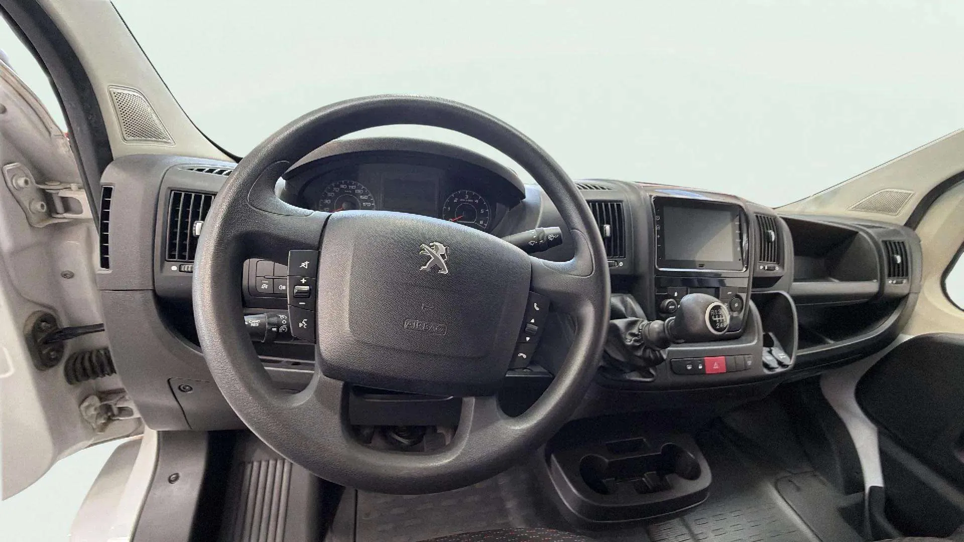 Peugeot Boxer 335 L3H2 Bhdi M - foto 15