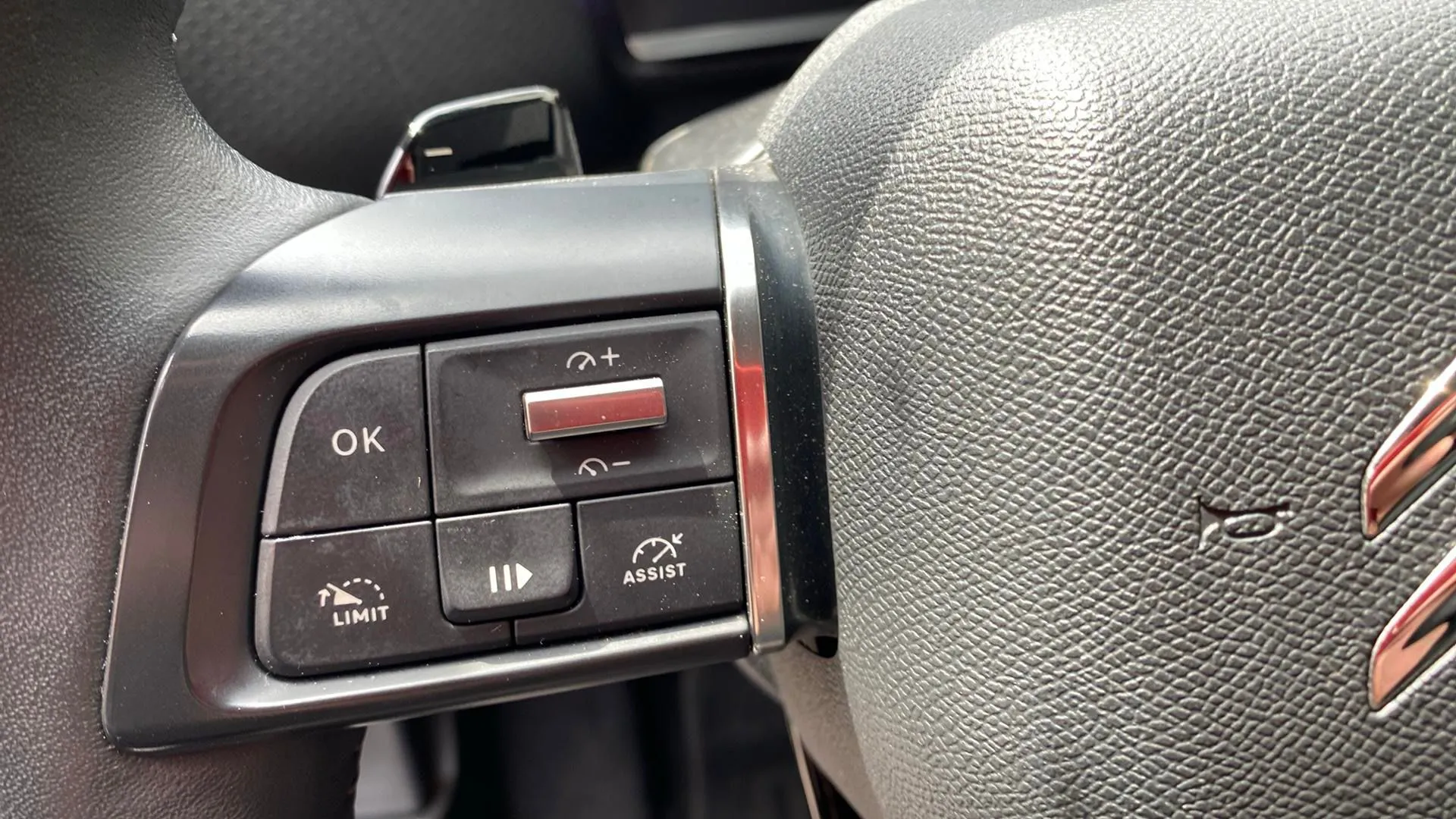 Citroën C4 BlueHDi 130 EAT8 Feel Pack - foto 12