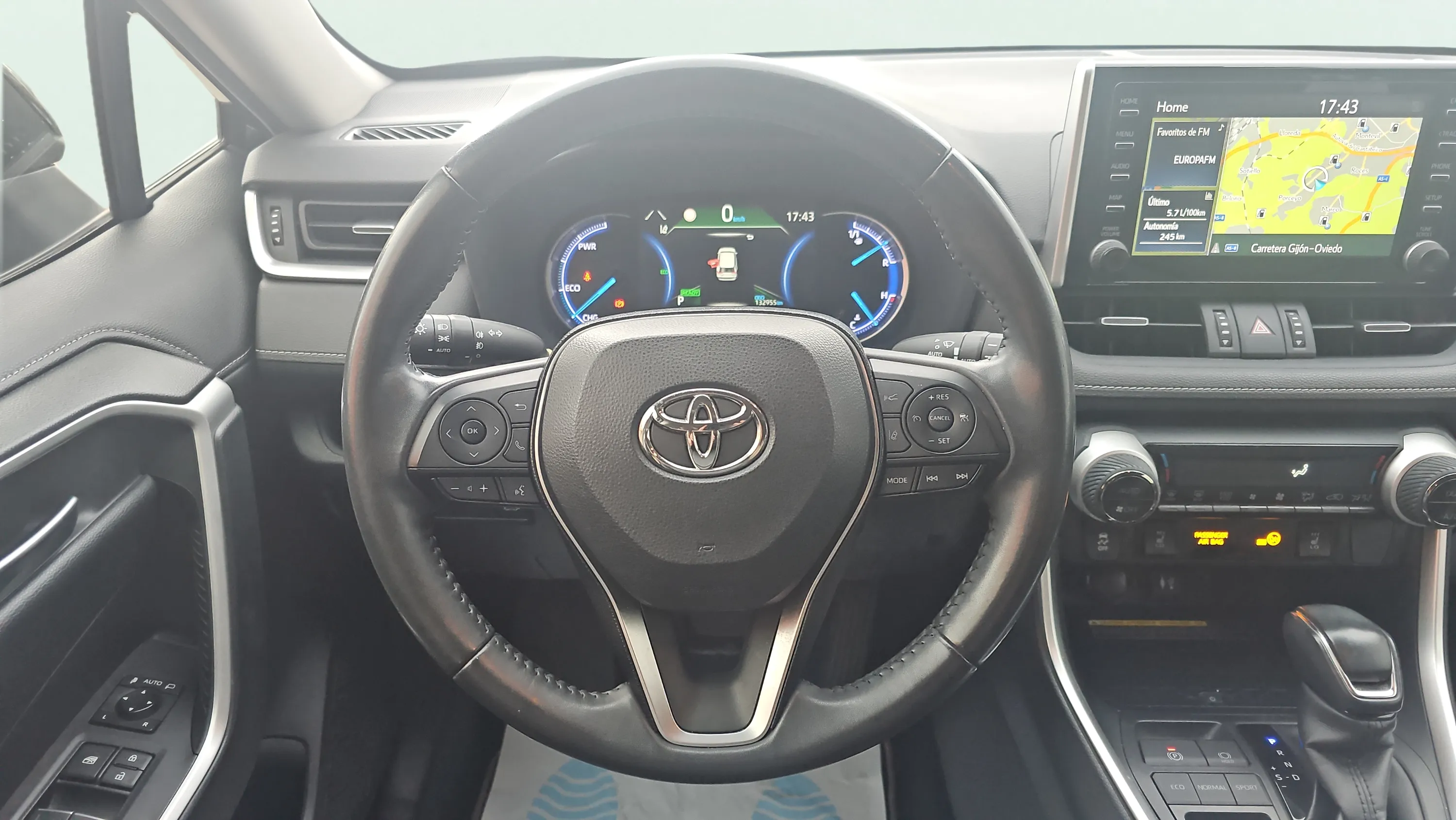 Toyota RAV4 2.5l 220H Advance Plus - foto 19