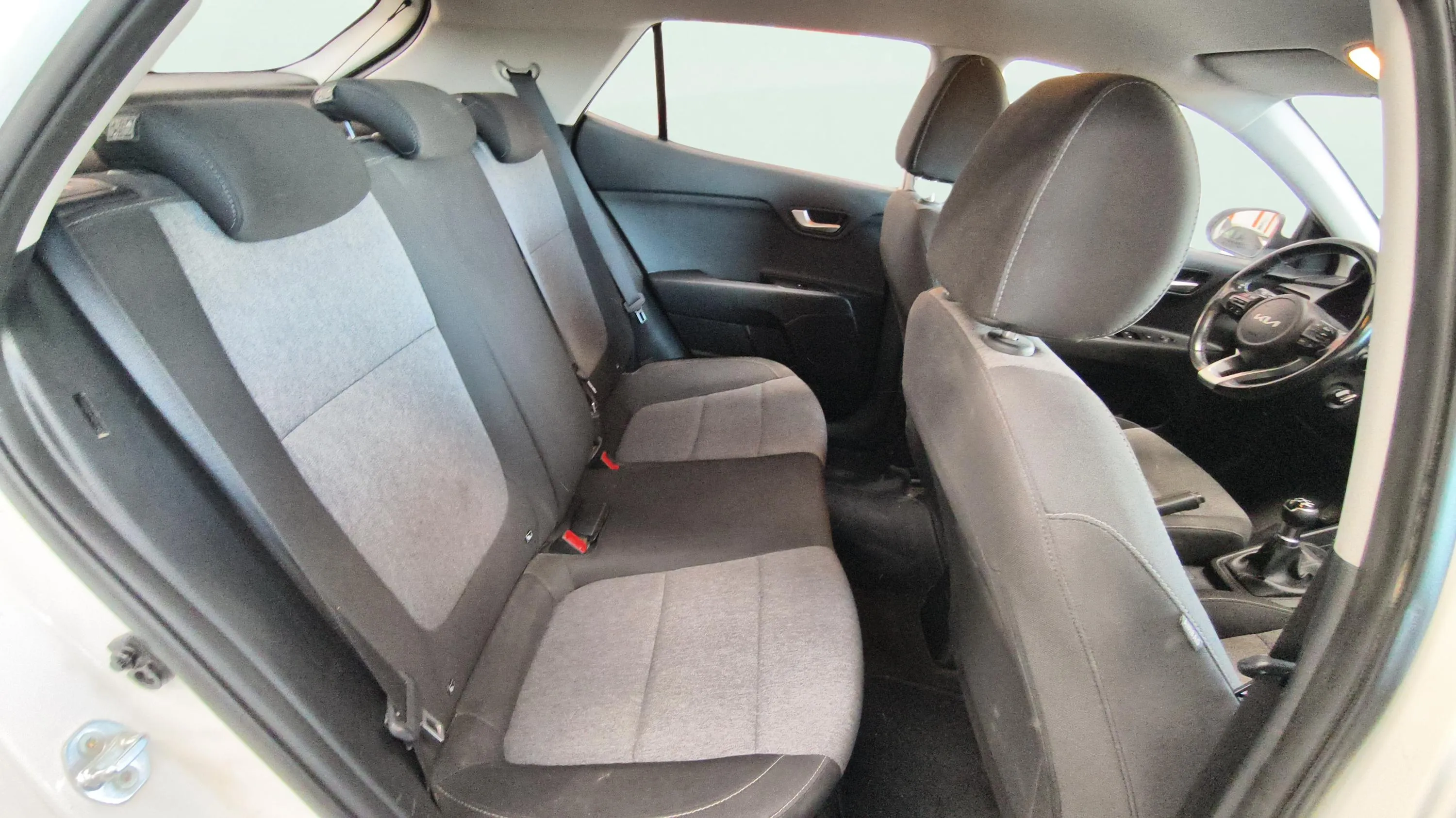 Kia Stonic 1.2 DPi Concept - foto 11