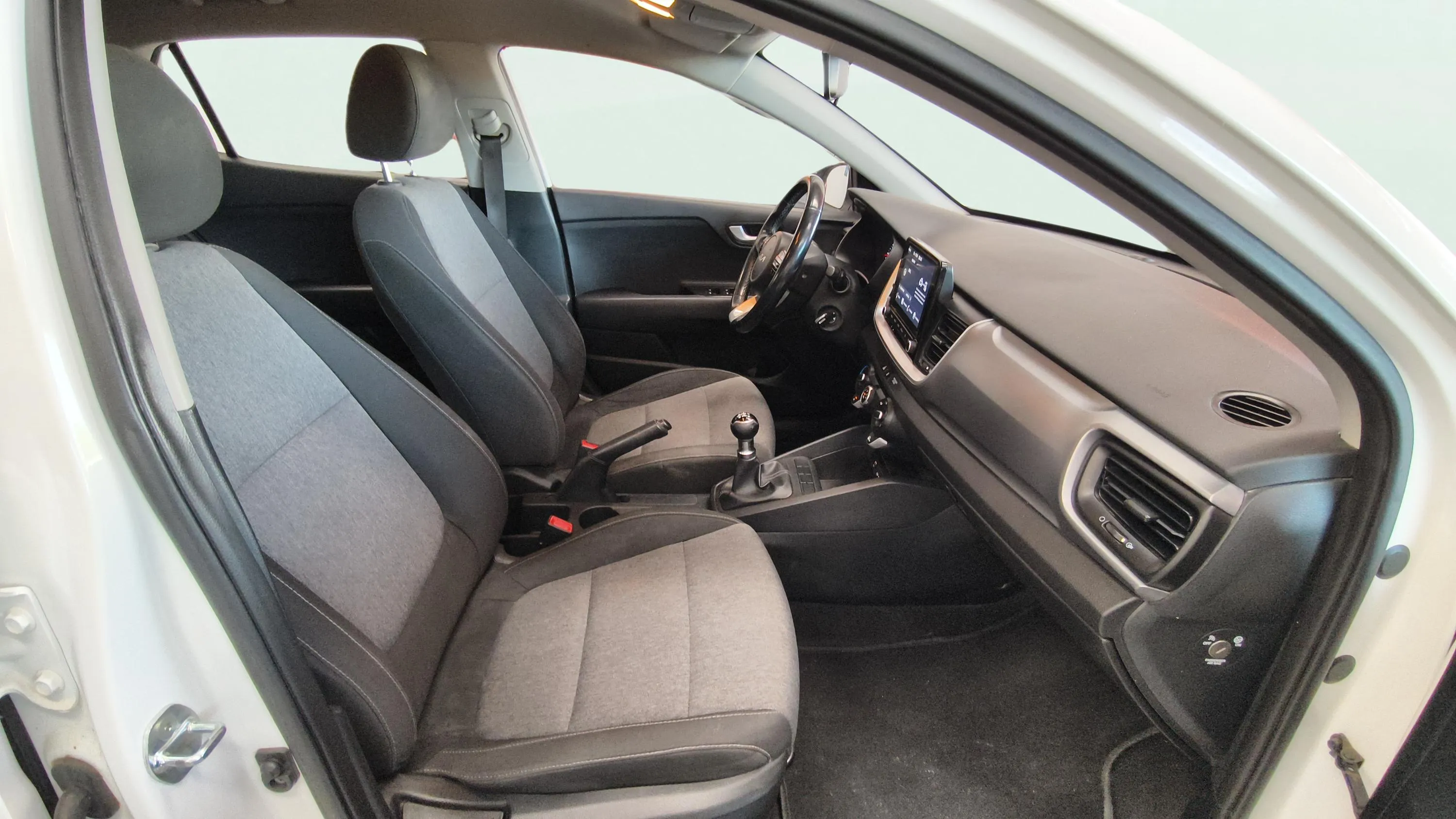 Kia Stonic 1.2 DPi Concept - foto 10