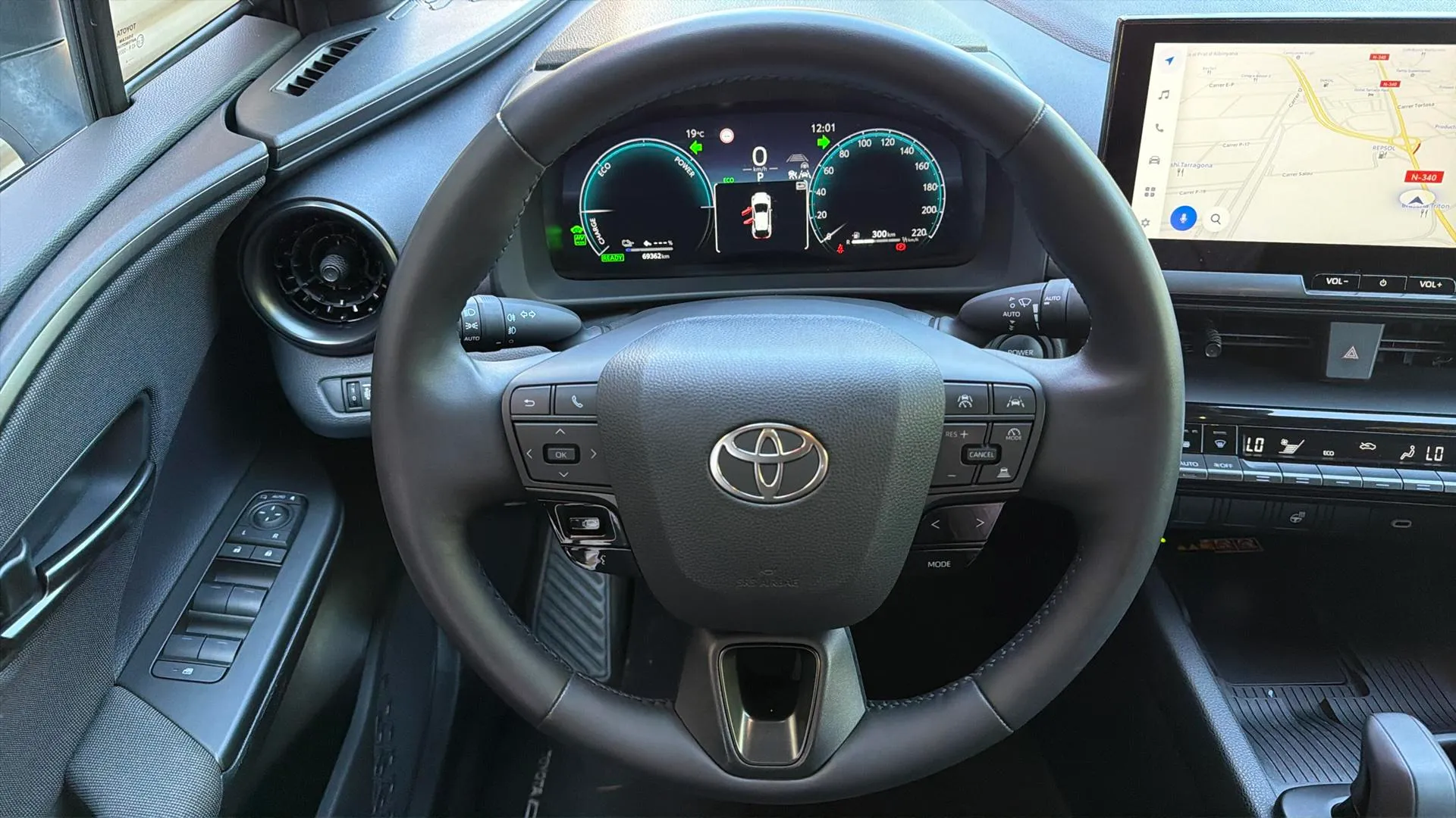 Toyota C-HR 2.0 220PH Advance - foto 11