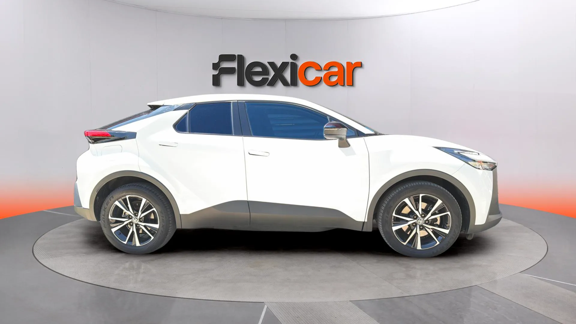 Toyota C-HR 2.0 220PH Advance - foto 8