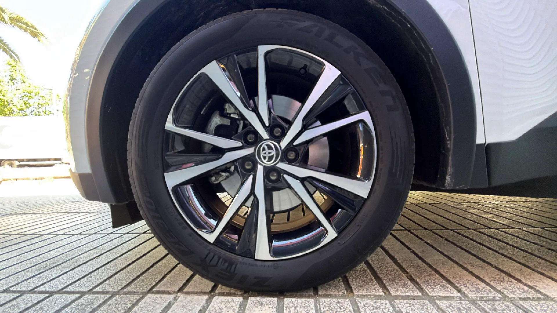 Toyota C-HR 2.0 220PH Advance - foto 16