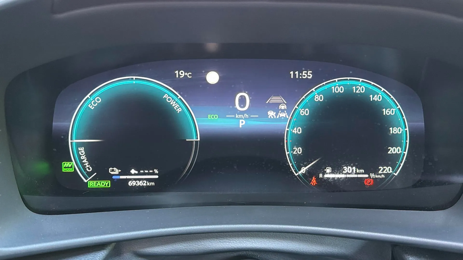 Toyota C-HR 2.0 220PH Advance - foto 12