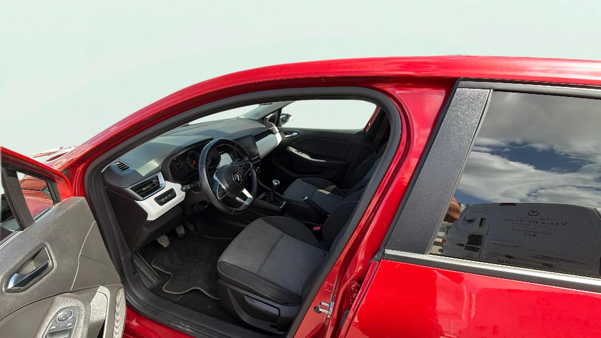 Renault Clio Authentic SCe - foto 9