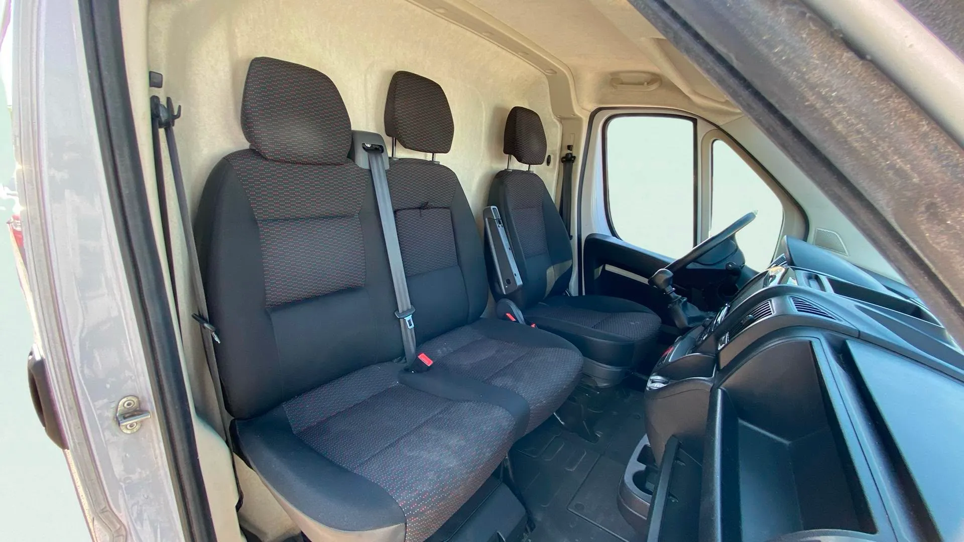 Peugeot Boxer 335 L3 H2 Bhdi M - foto 22