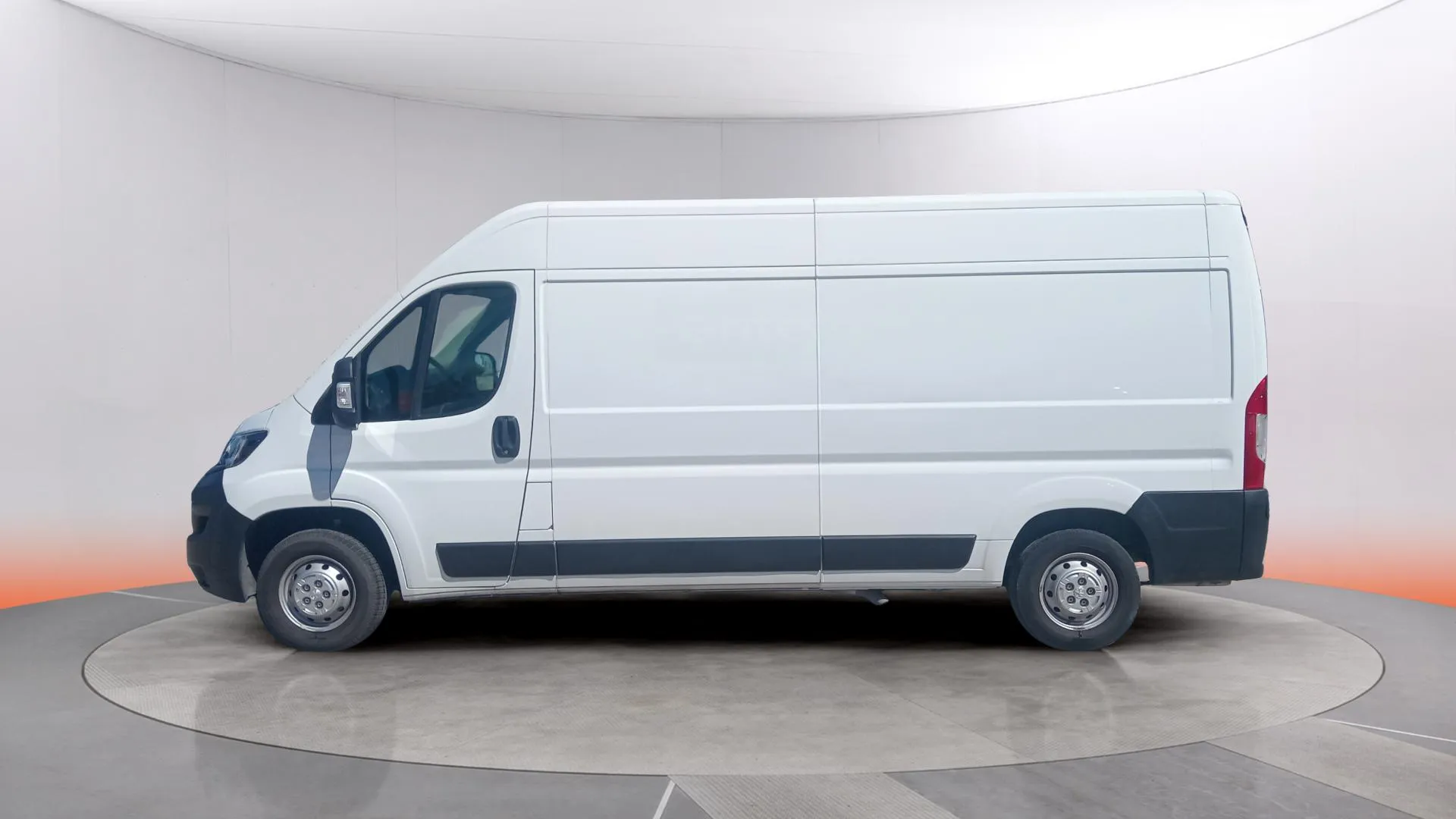 Peugeot Boxer 335 L3H2 Bhdi M - foto 5