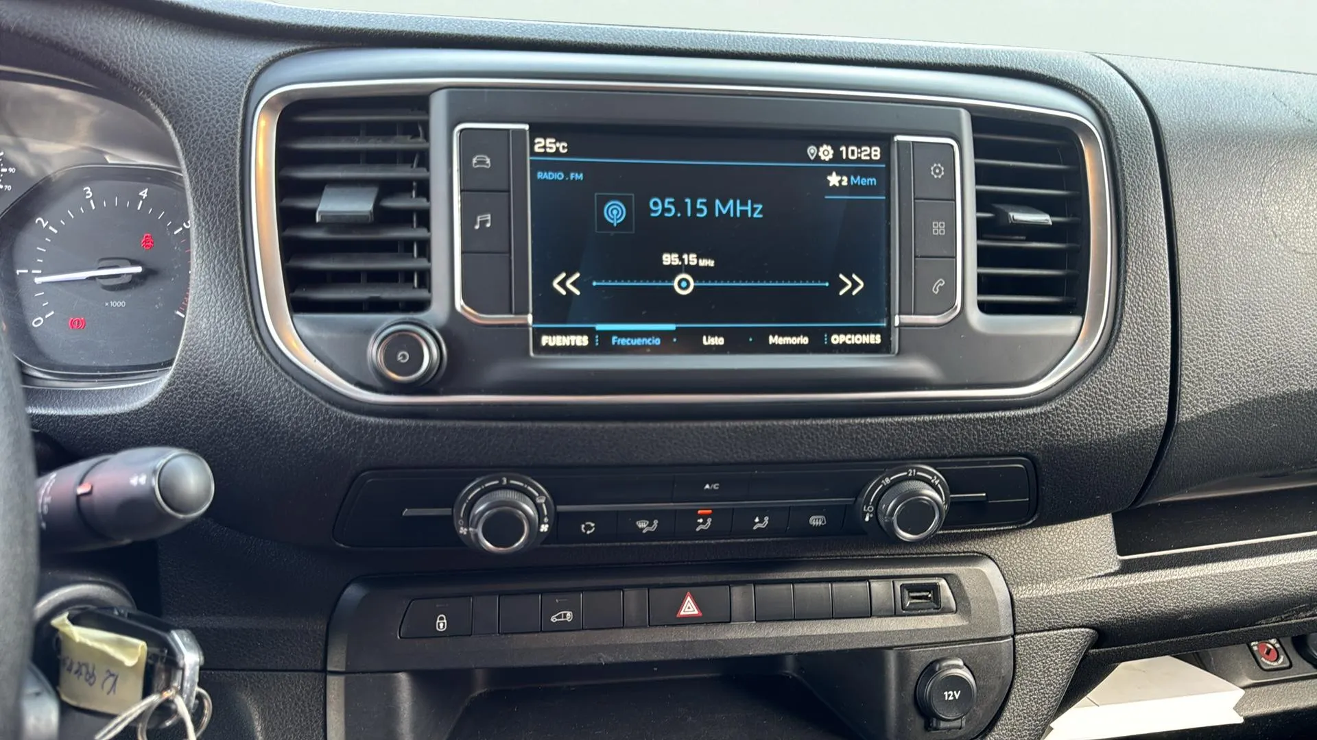 Peugeot Expert Furgón BlueHDi 100 Standard - foto 10