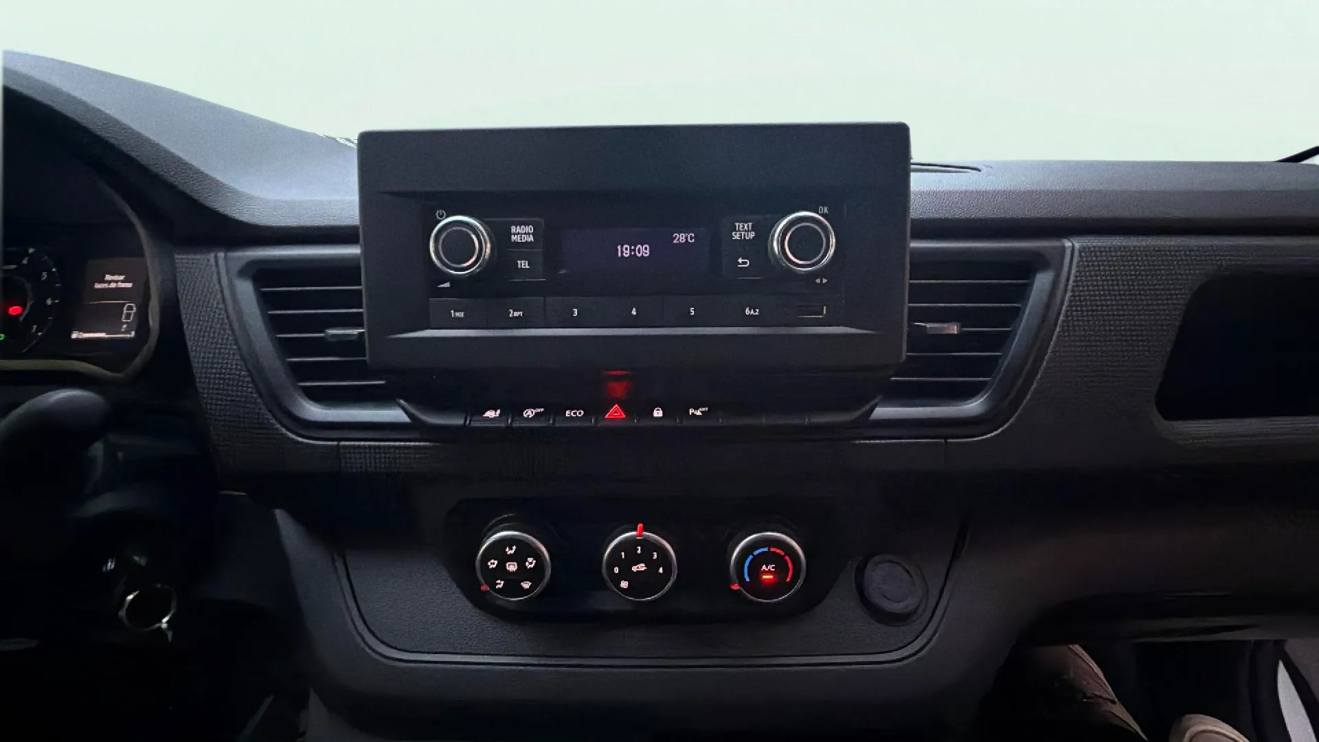 Renault Trafic Furgón L2H1 Blue dCi CUA - foto 10