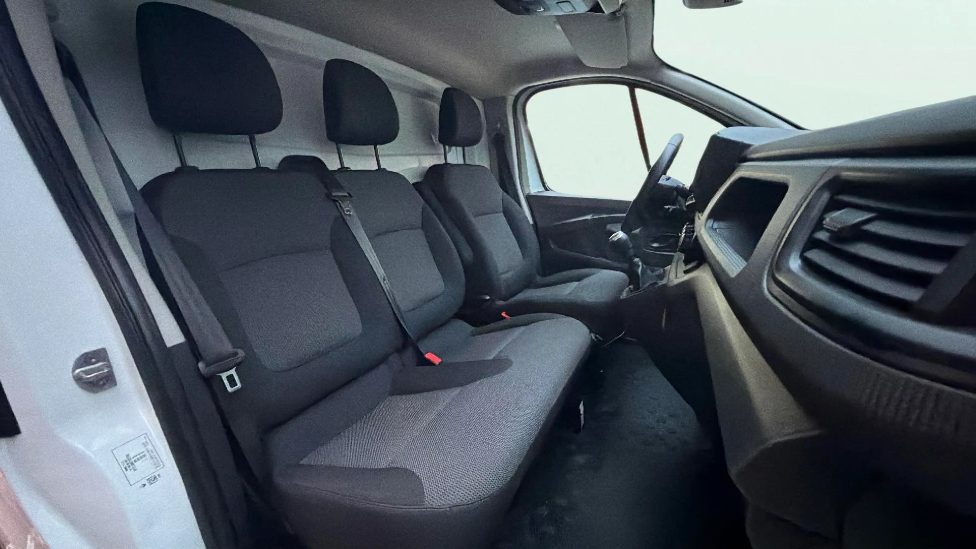 Renault Trafic Furgón L2H1 Blue dCi CUA - foto 13