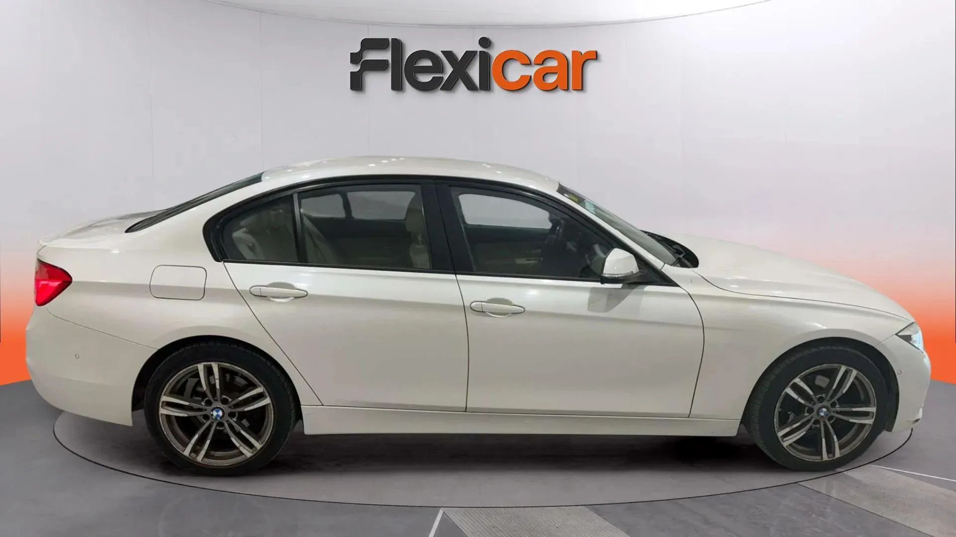 BMW Serie 3 318d - foto 6