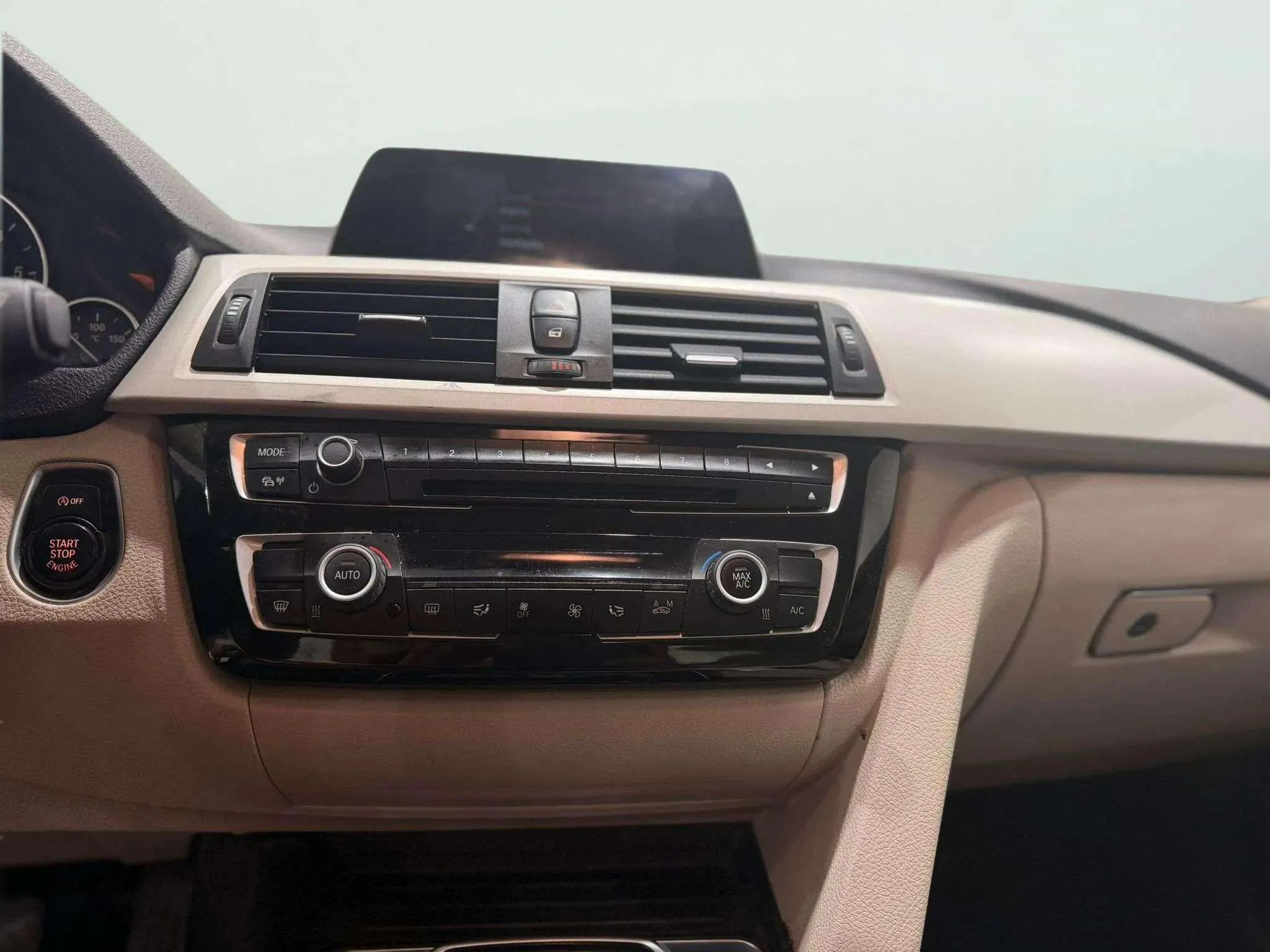 BMW Serie 3 318d - foto 13