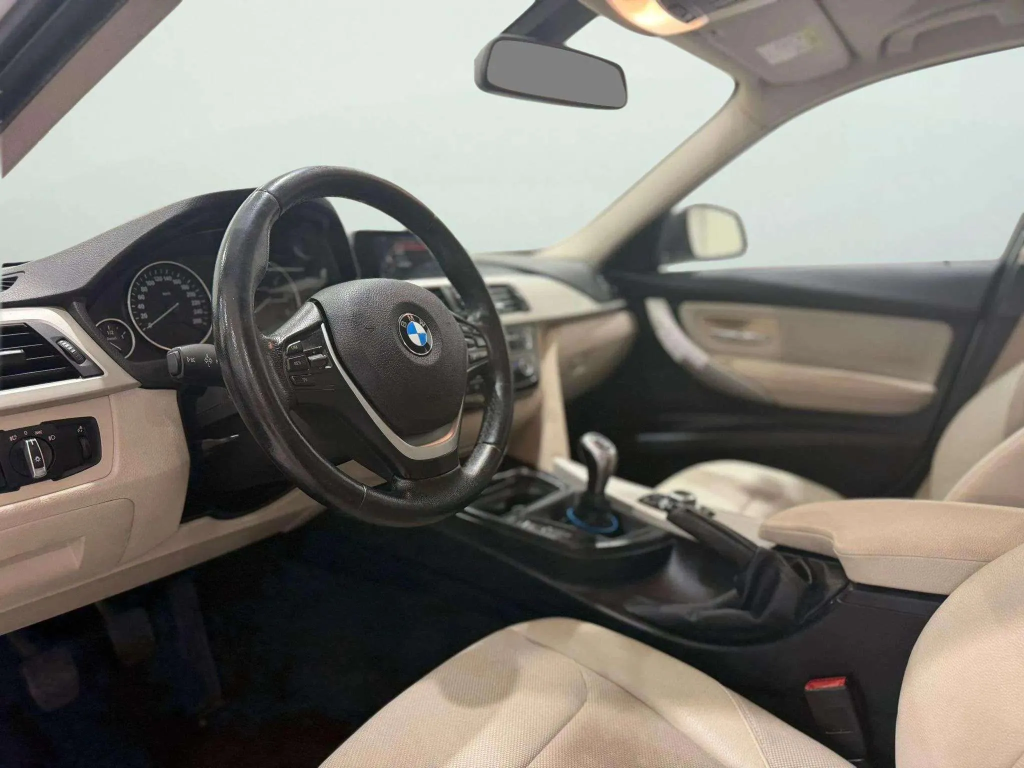 BMW Serie 3 318d - foto 8