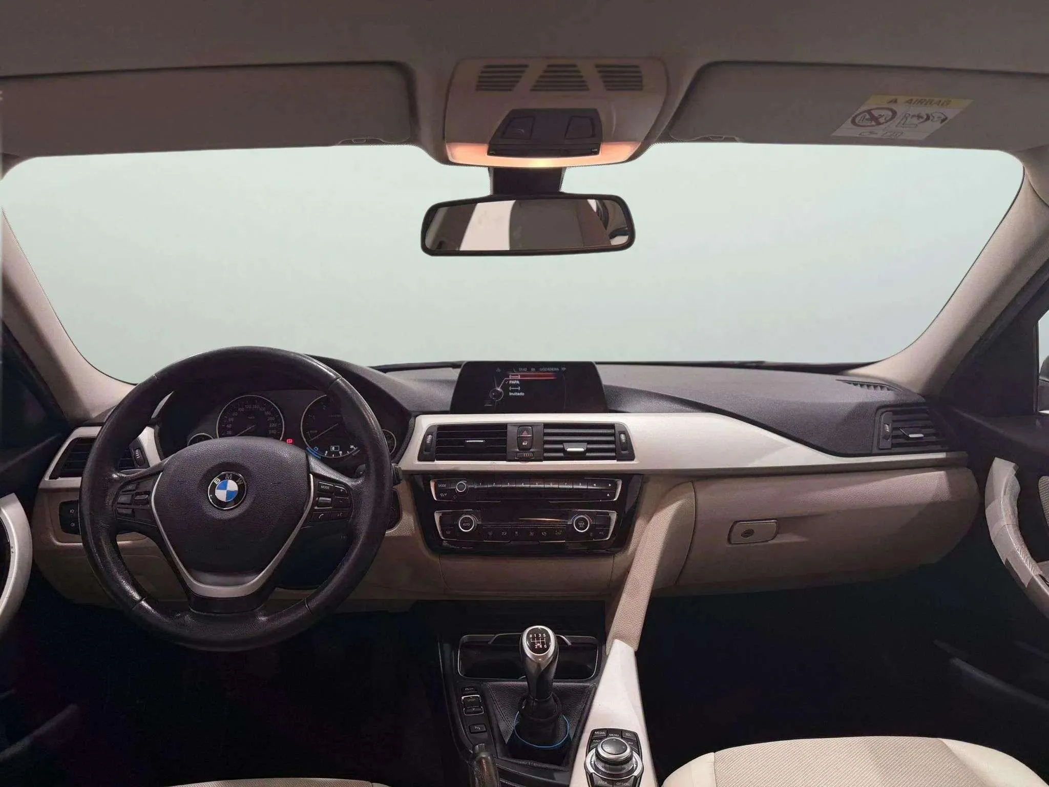 BMW Serie 3 318d - foto 7