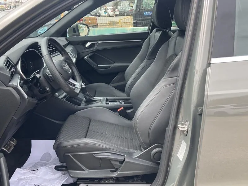 Audi Q3 35 TDI S line 2.0 TDI - foto 37