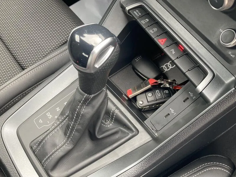 Audi Q3 35 TDI S line 2.0 TDI - foto 22