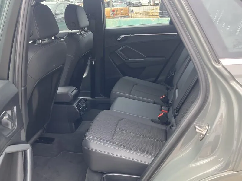 Audi Q3 35 TDI S line 2.0 TDI - foto 33