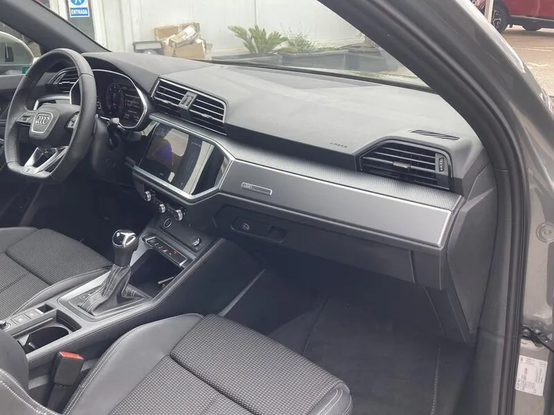 Audi Q3 35 TDI S line 2.0 TDI - foto 18