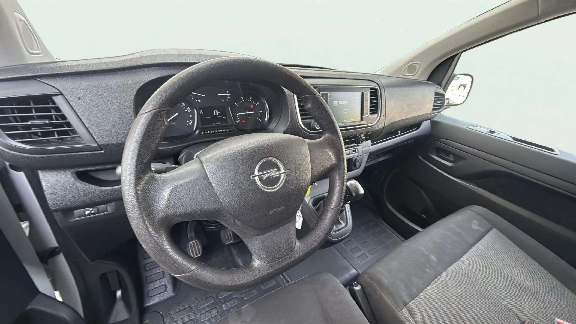 Opel Vivaro 1.5 BlueHDi M Std - foto 11