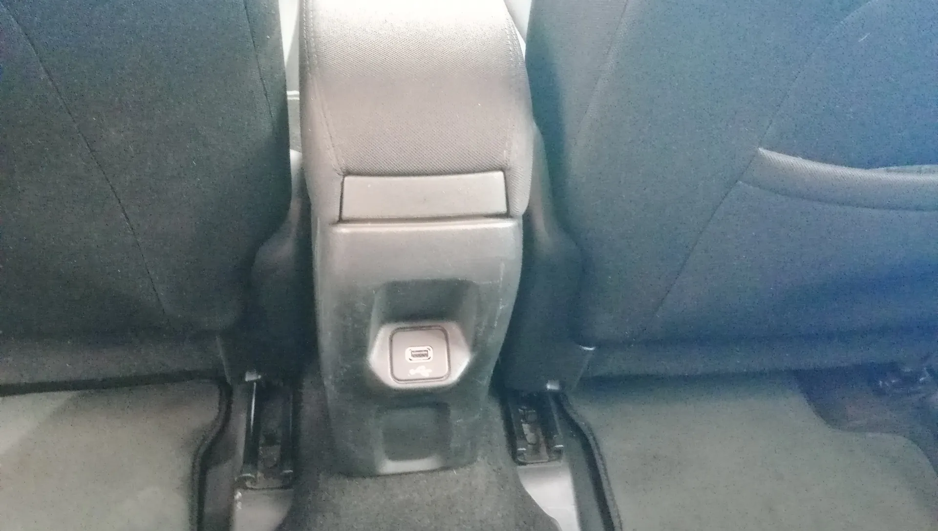 Jeep Renegade 1.0G Limited 4x2 - foto 14
