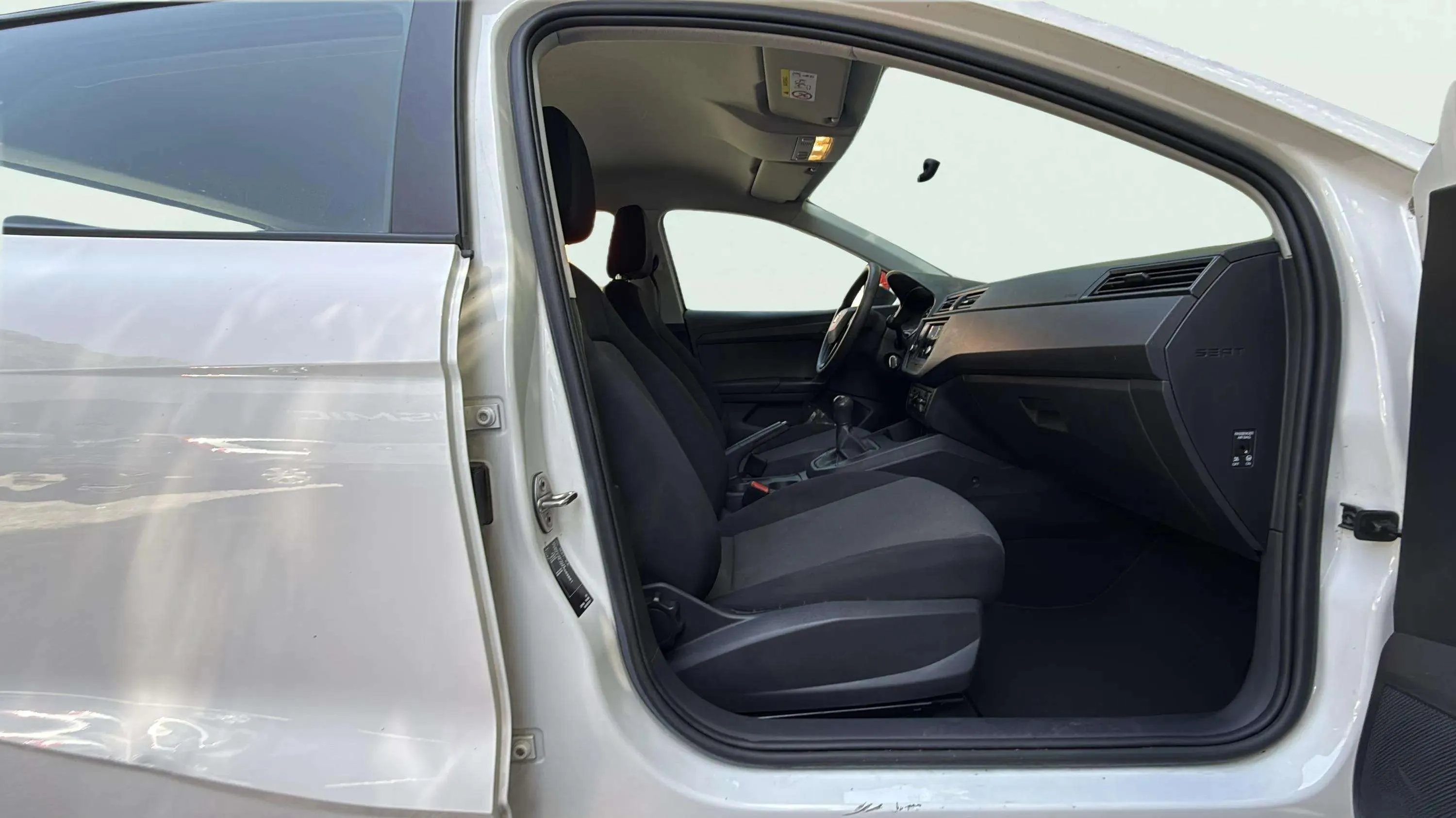 SEAT Ibiza 1.0 MPI Reference Plus - foto 15